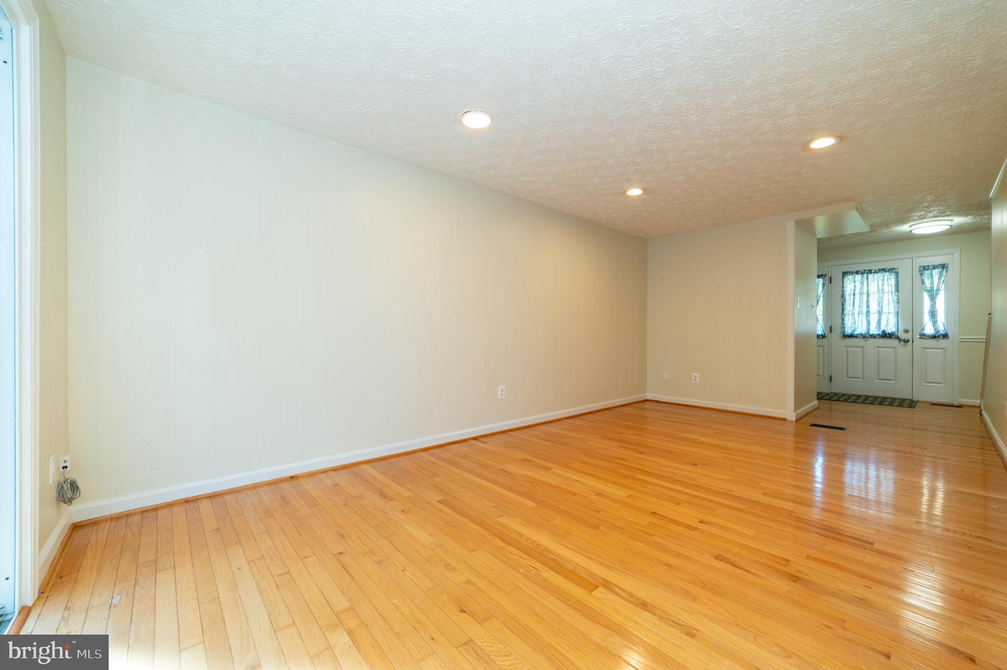 HUNTERS GLEN - Residential Lease