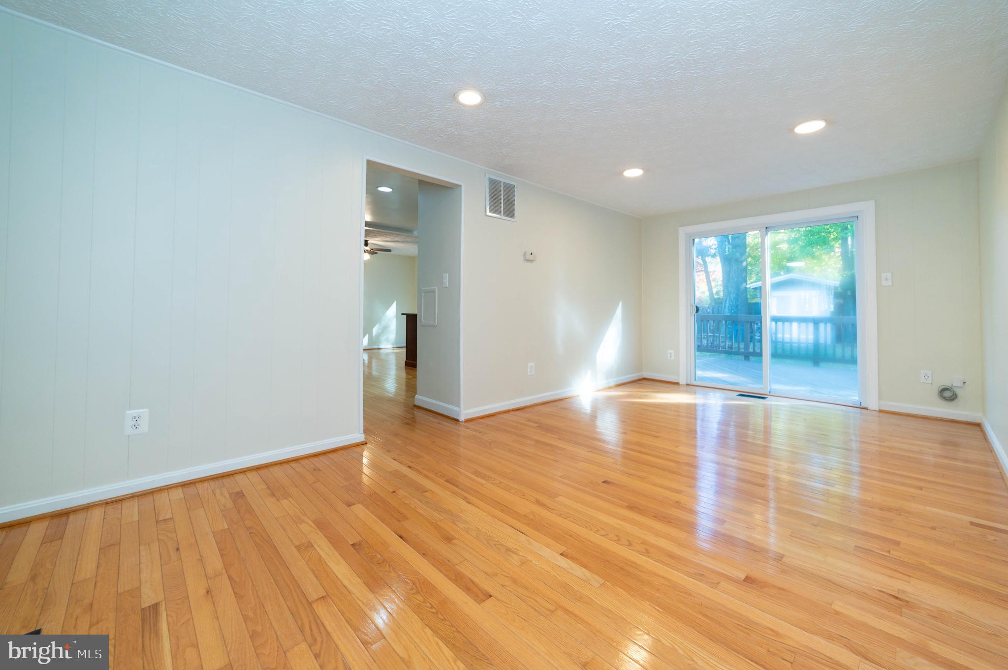 HUNTERS GLEN - Residential Lease