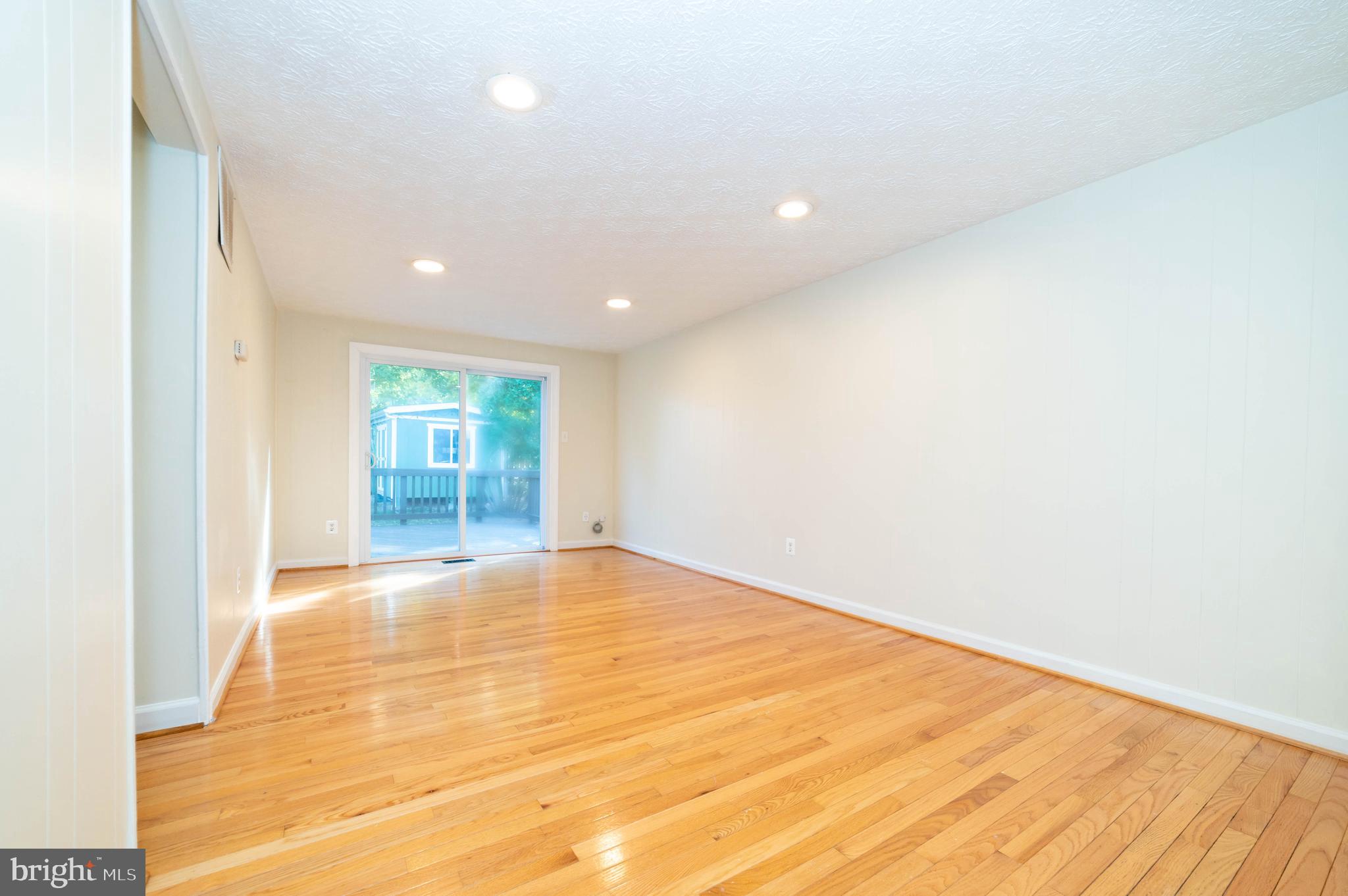 HUNTERS GLEN - Residential Lease