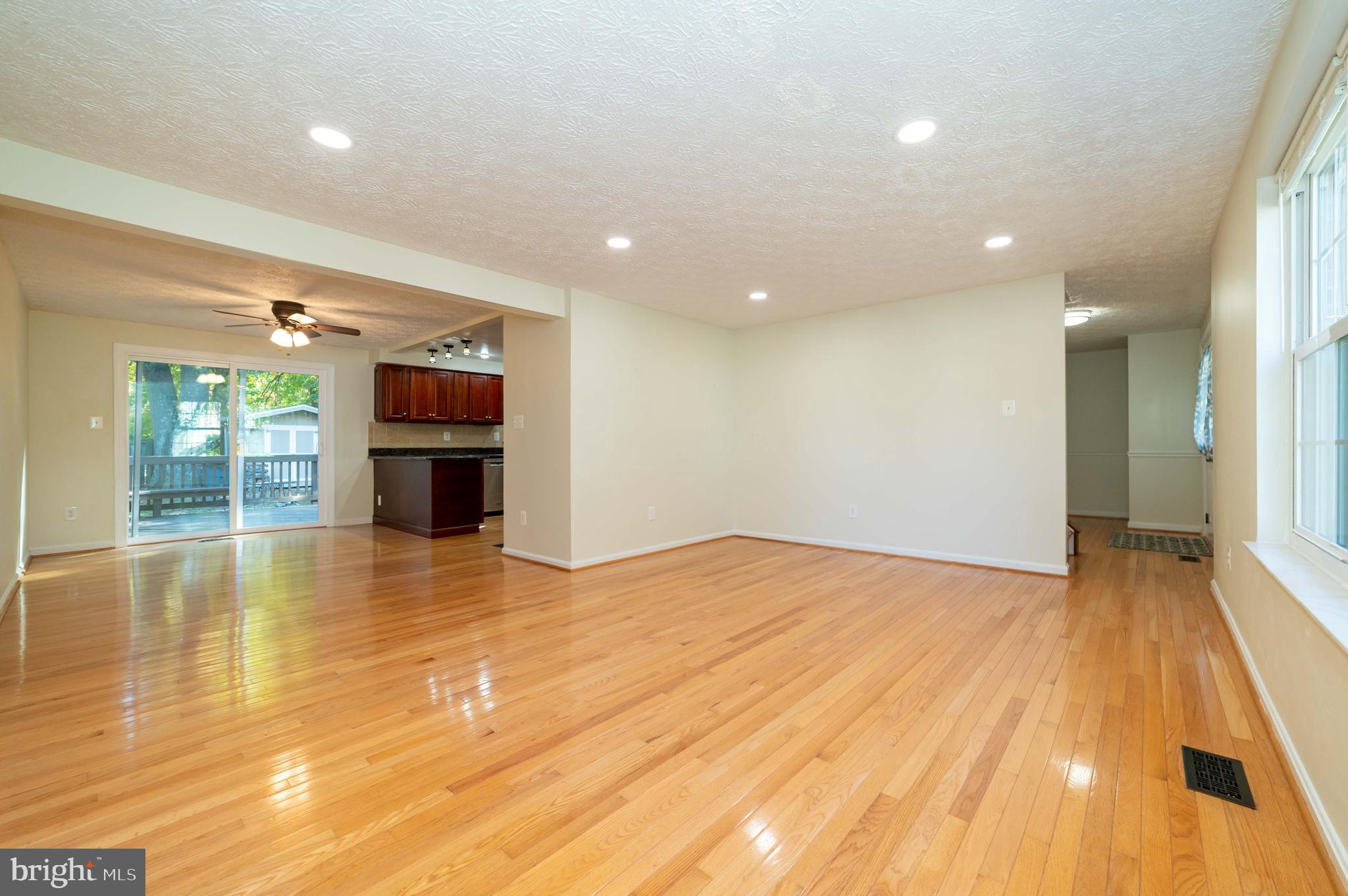 HUNTERS GLEN - Residential Lease