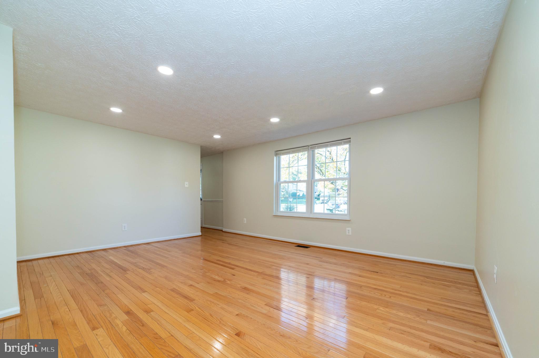 HUNTERS GLEN - Residential Lease