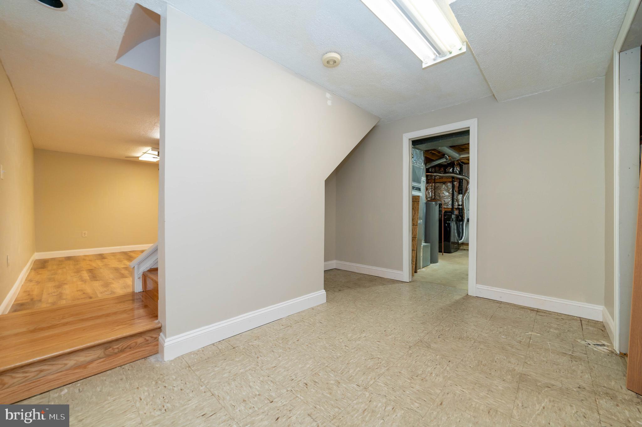 HUNTERS GLEN - Residential Lease