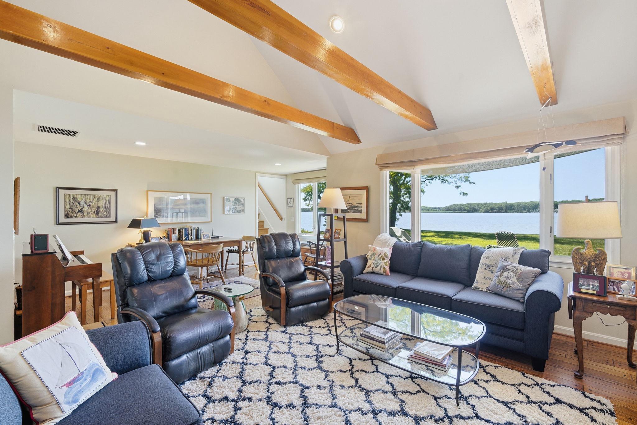 ROYSTON SHORES - Residential