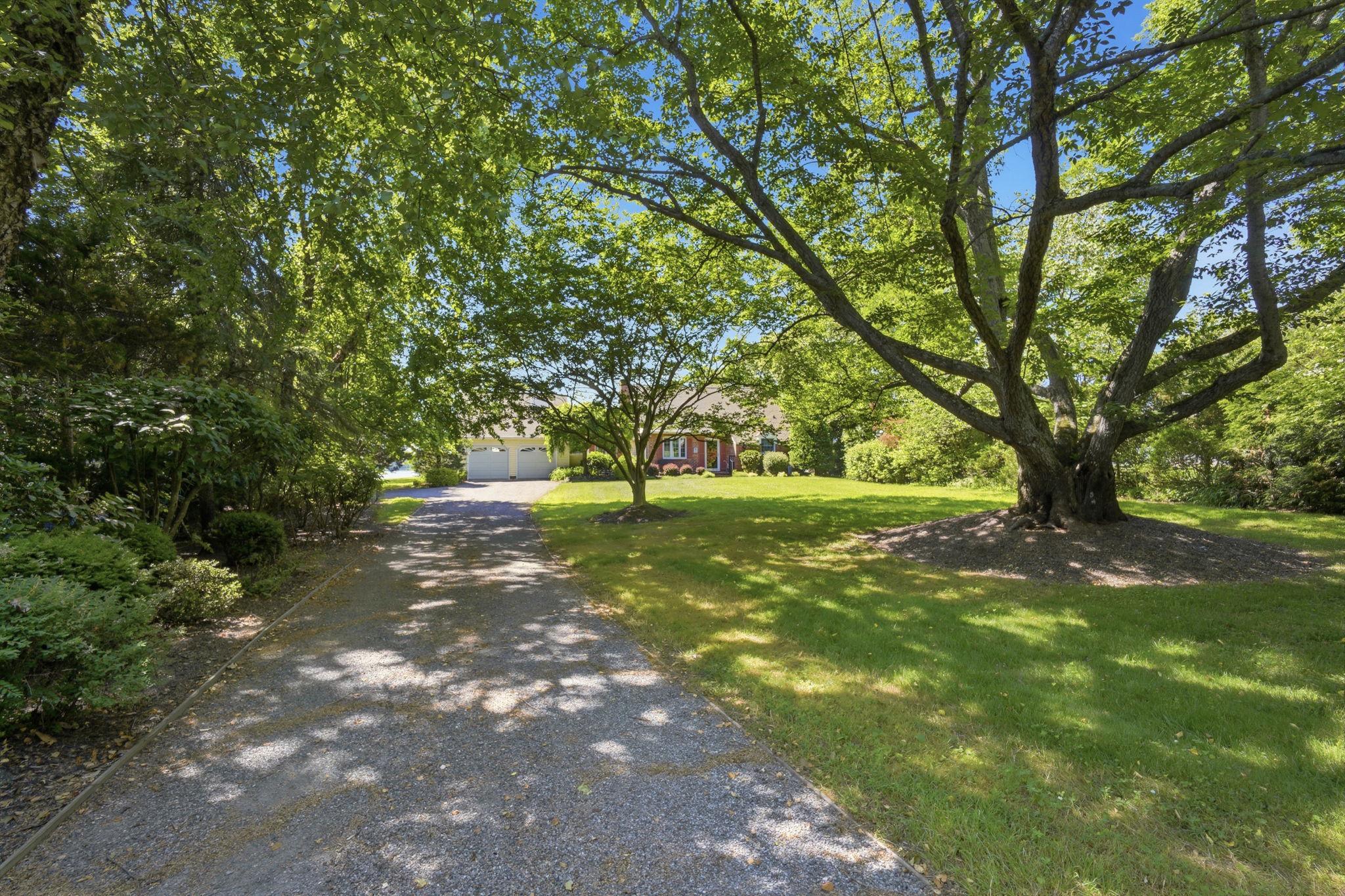ROYSTON SHORES - Residential
