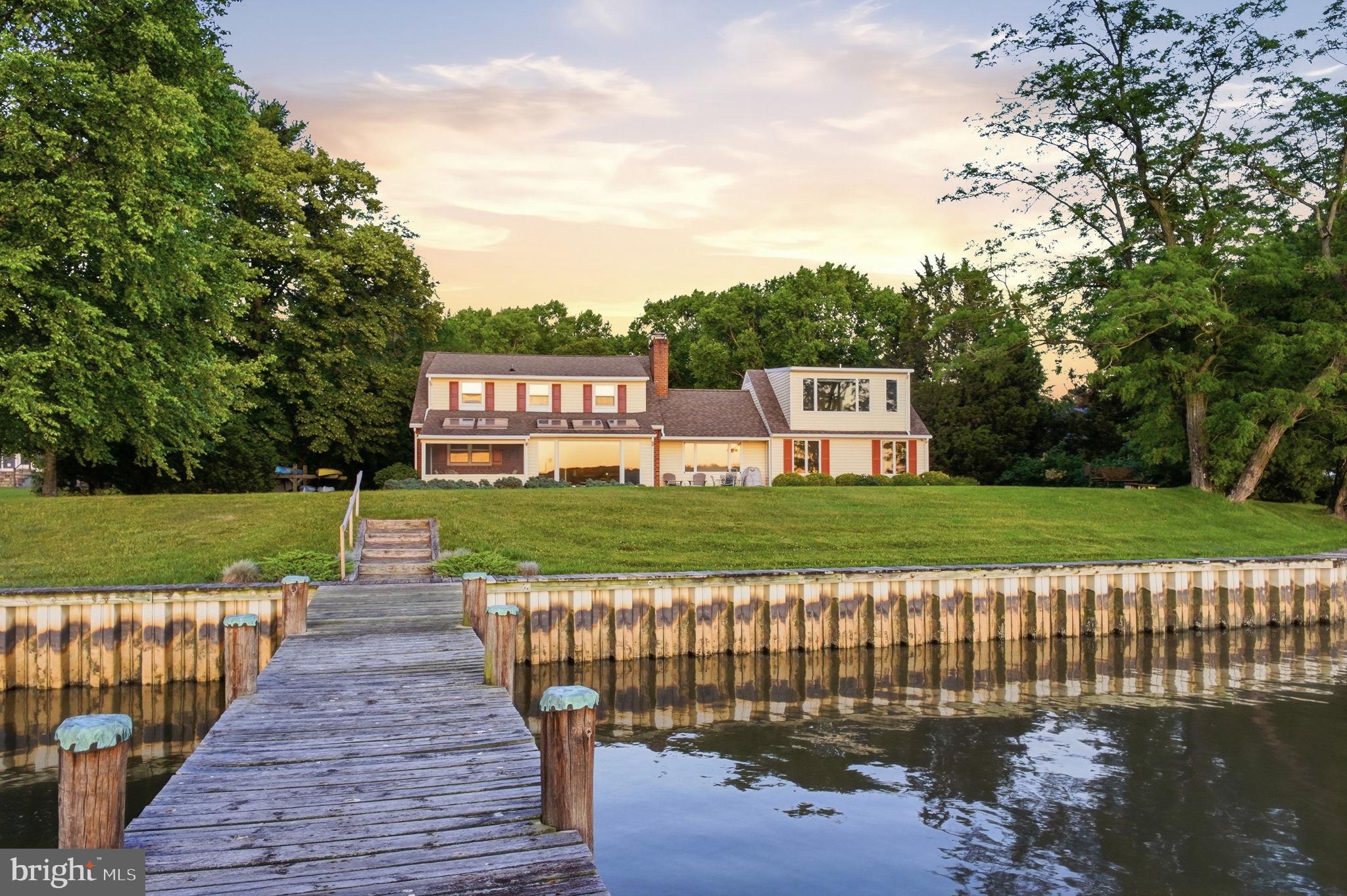 ROYSTON SHORES - Residential