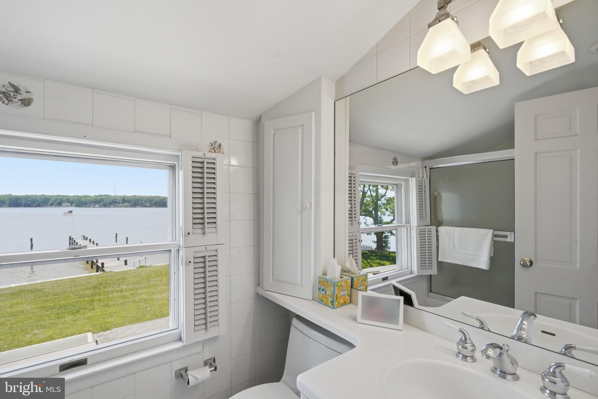 ROYSTON SHORES - Residential