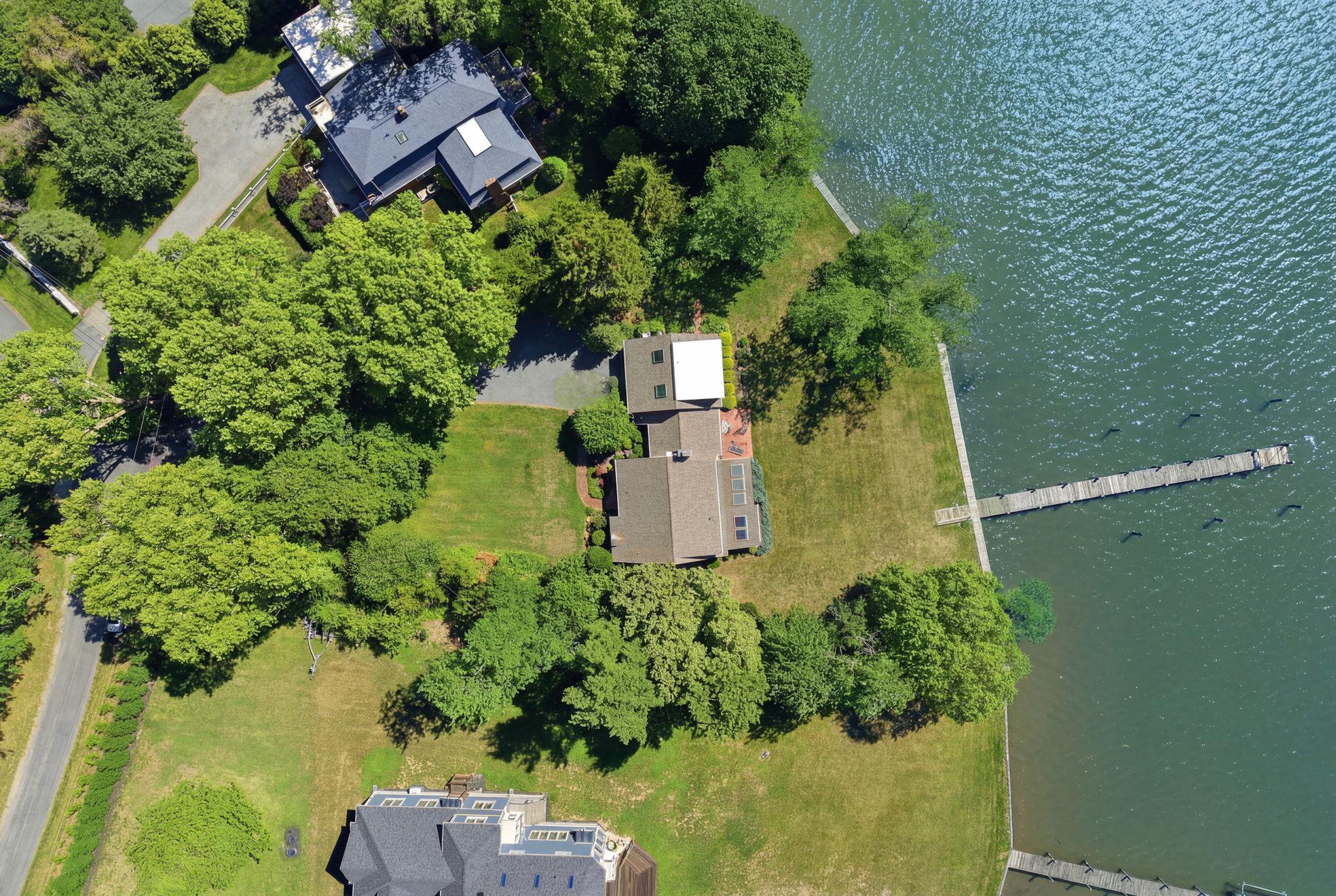 ROYSTON SHORES - Residential