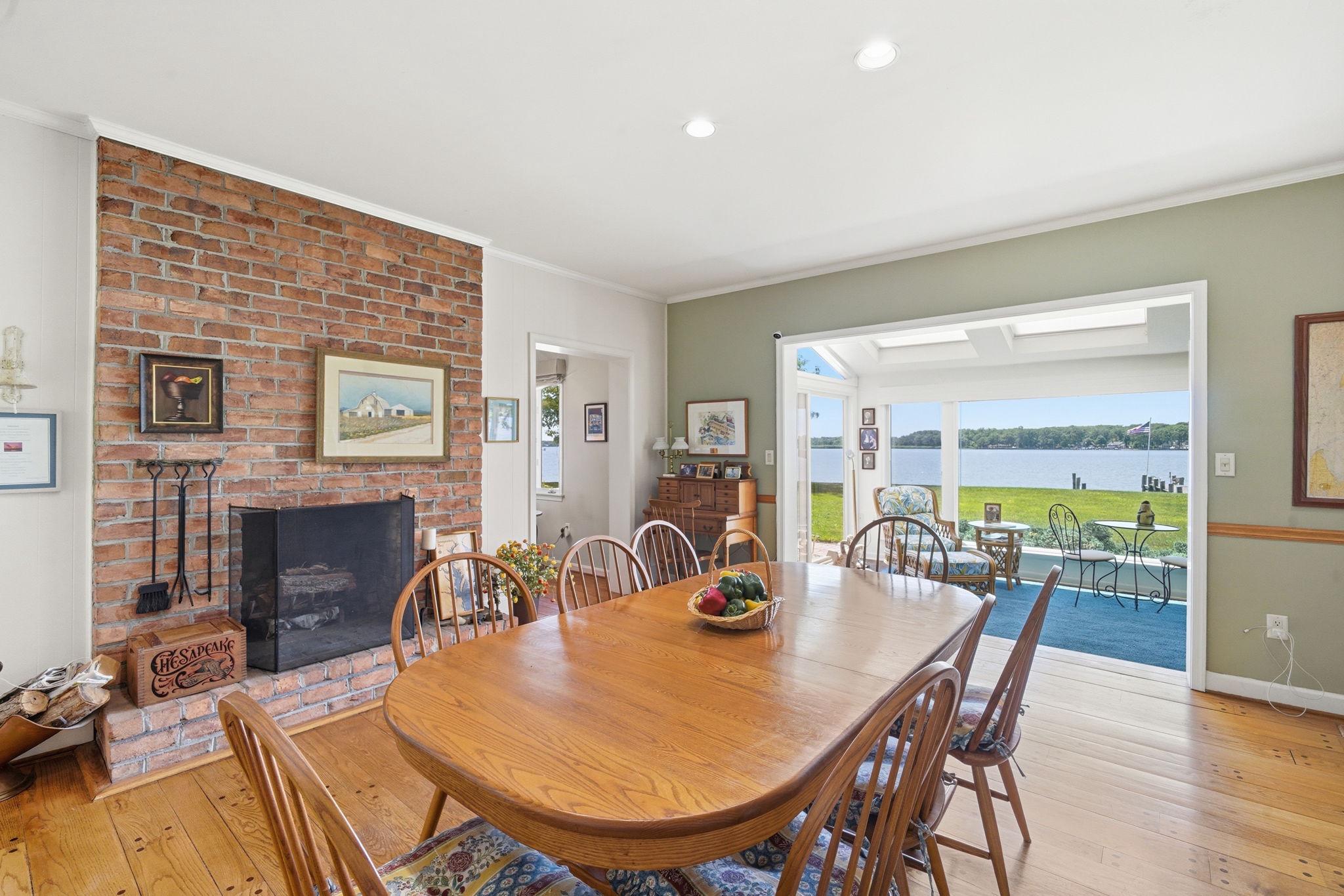 ROYSTON SHORES - Residential
