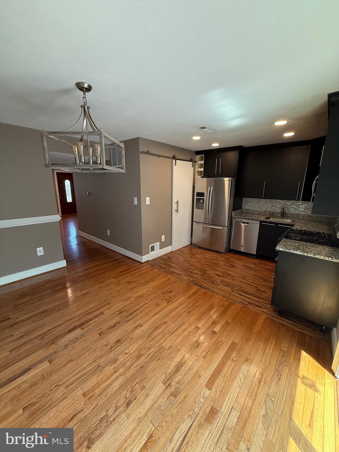 DALE CITY - Residential Lease