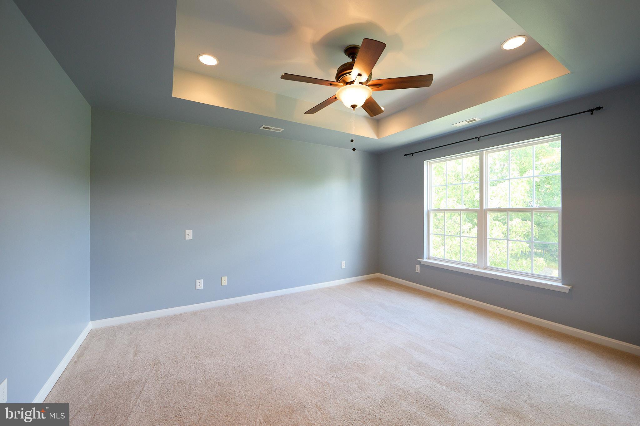 WINDSOR RIDGE - Residential