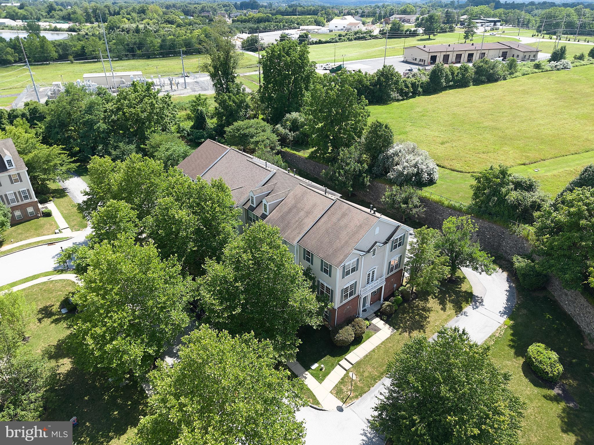 WINDSOR RIDGE - Residential
