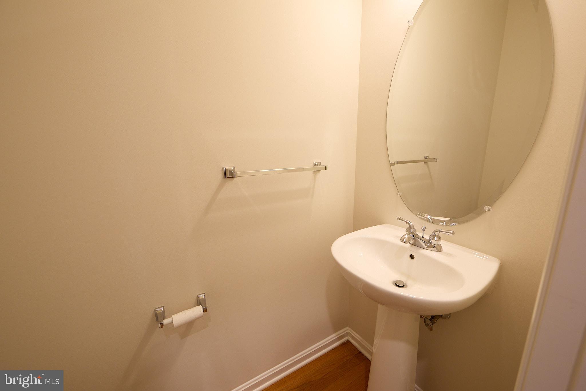 WINDSOR RIDGE - Residential