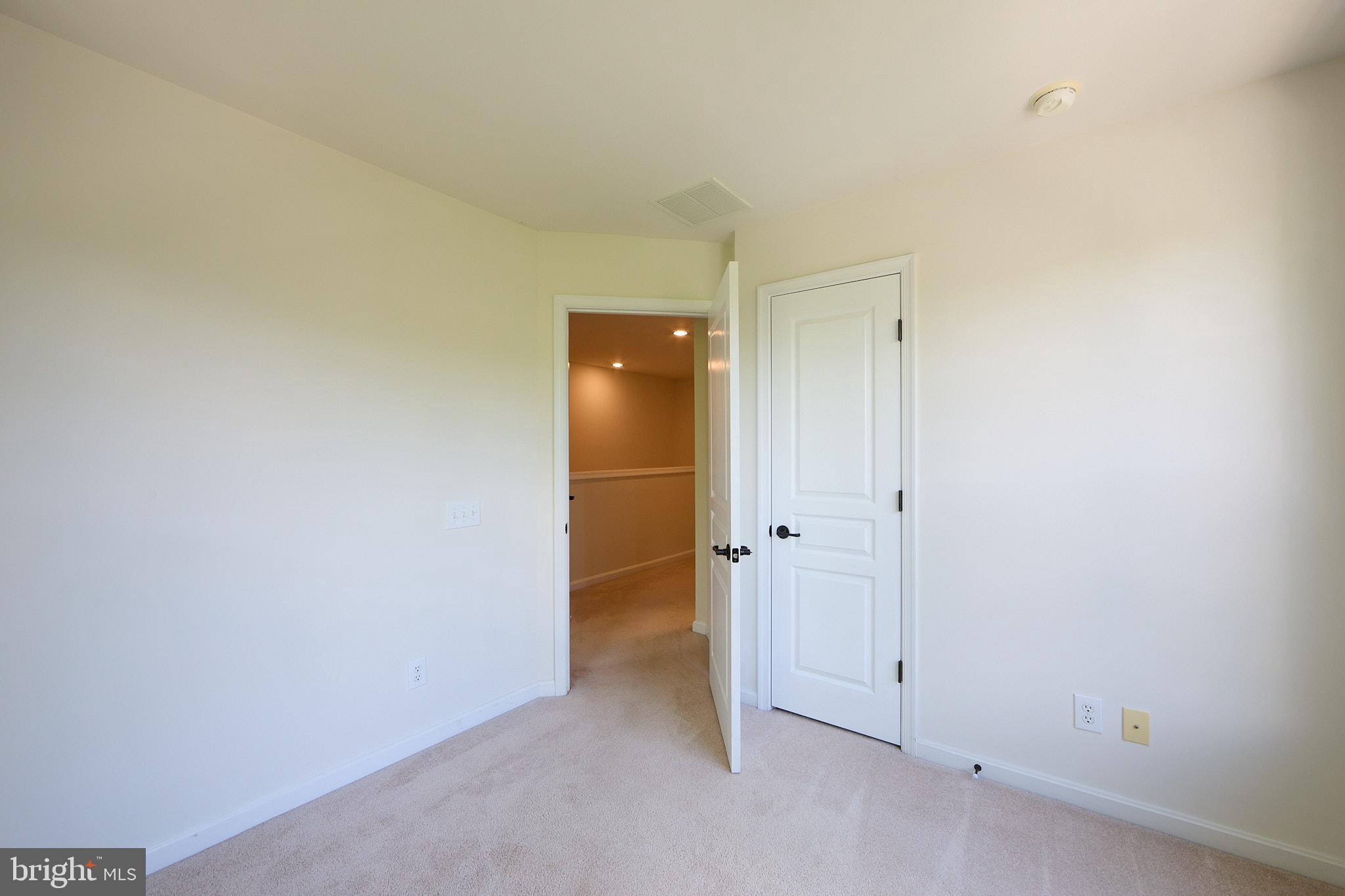 WINDSOR RIDGE - Residential