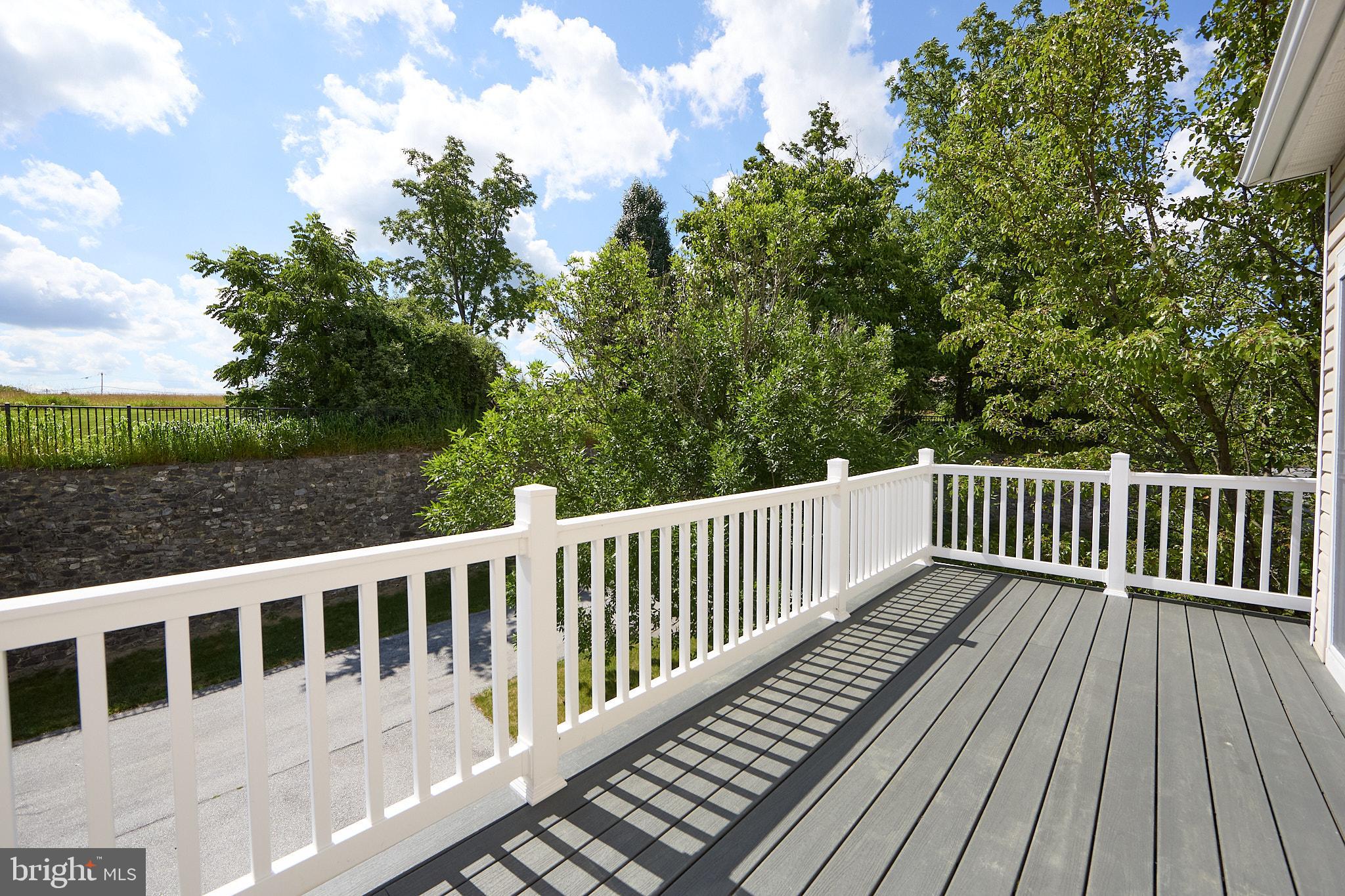 WINDSOR RIDGE - Residential