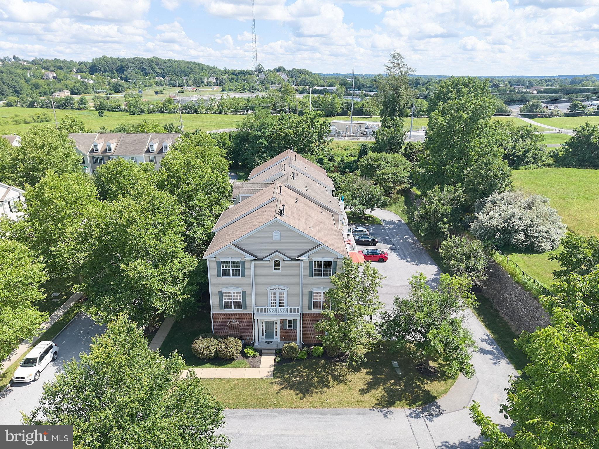 WINDSOR RIDGE - Residential