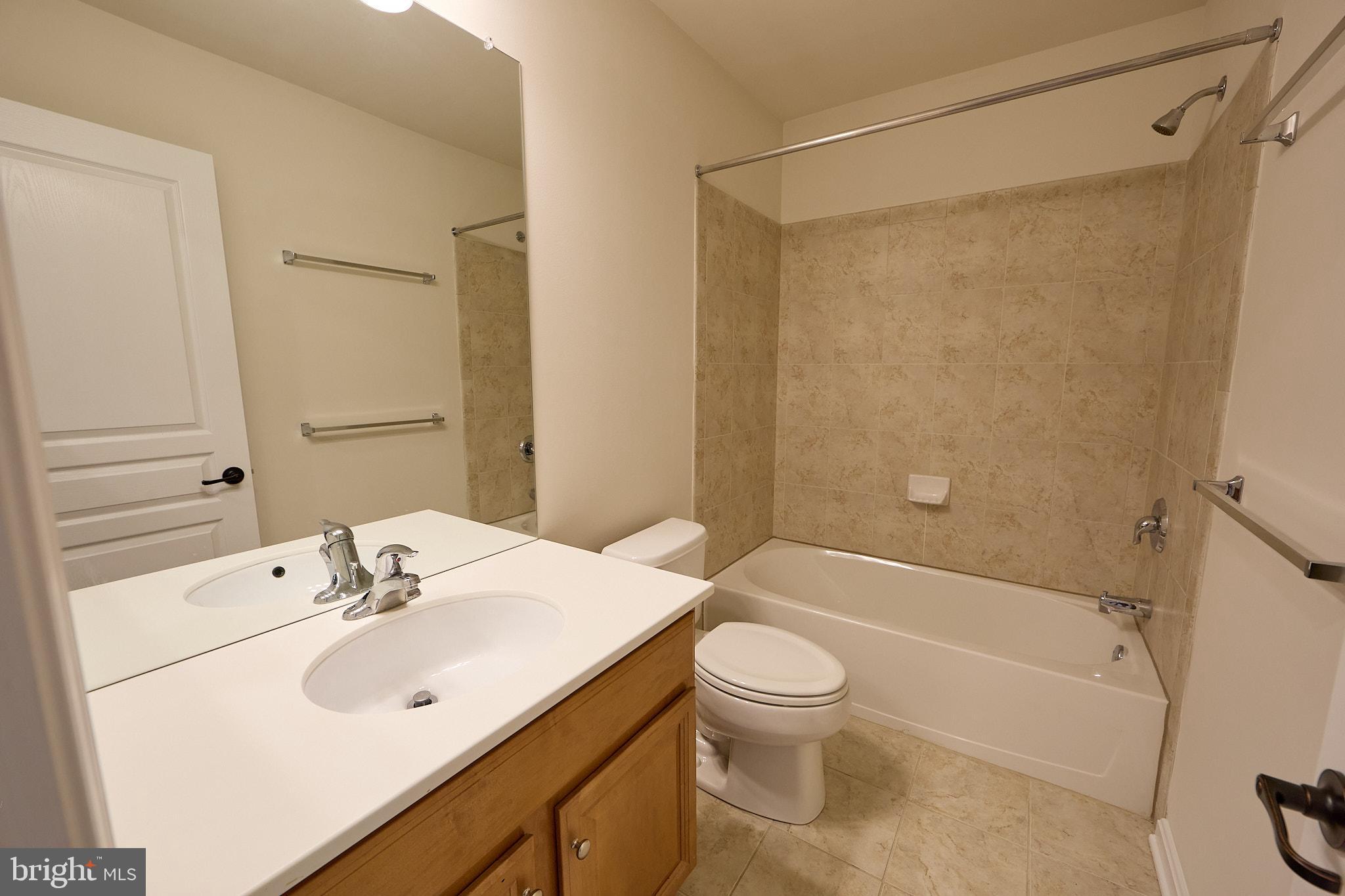 WINDSOR RIDGE - Residential