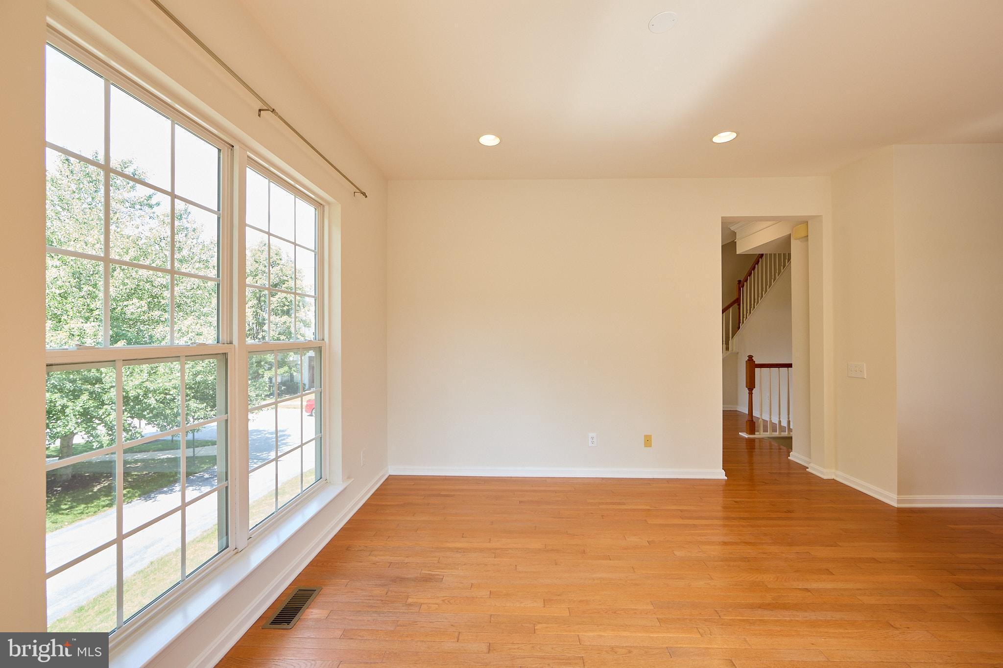 WINDSOR RIDGE - Residential