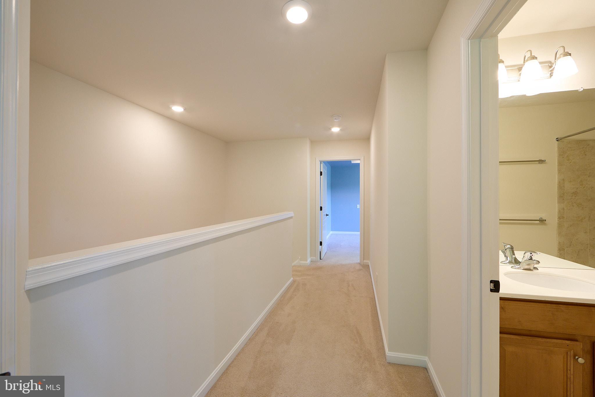 WINDSOR RIDGE - Residential