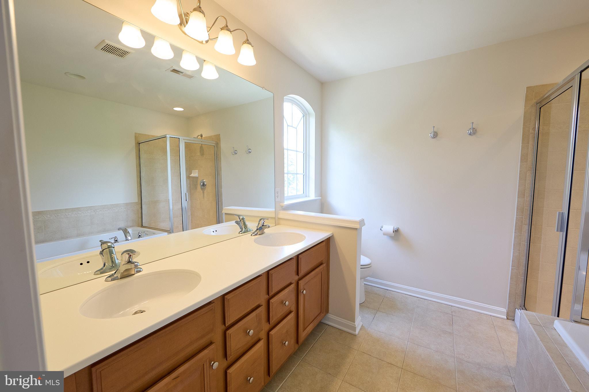 WINDSOR RIDGE - Residential