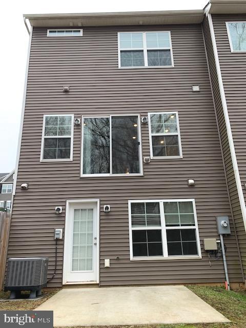 HEATHER HILLS - Residential Lease
