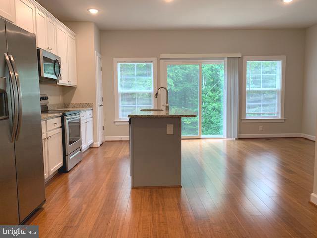 HEATHER HILLS - Residential Lease