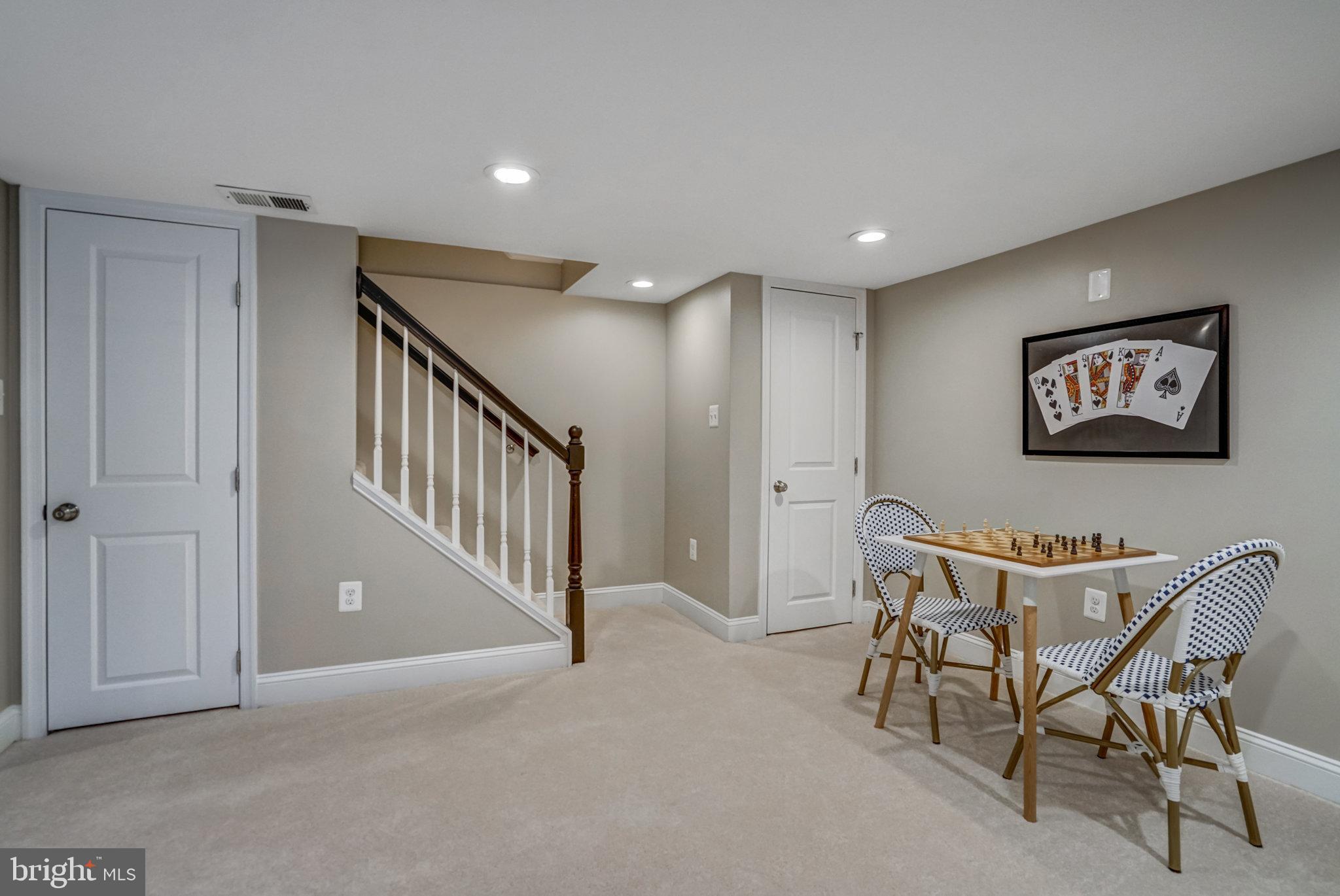 LYNHAVEN - Residential