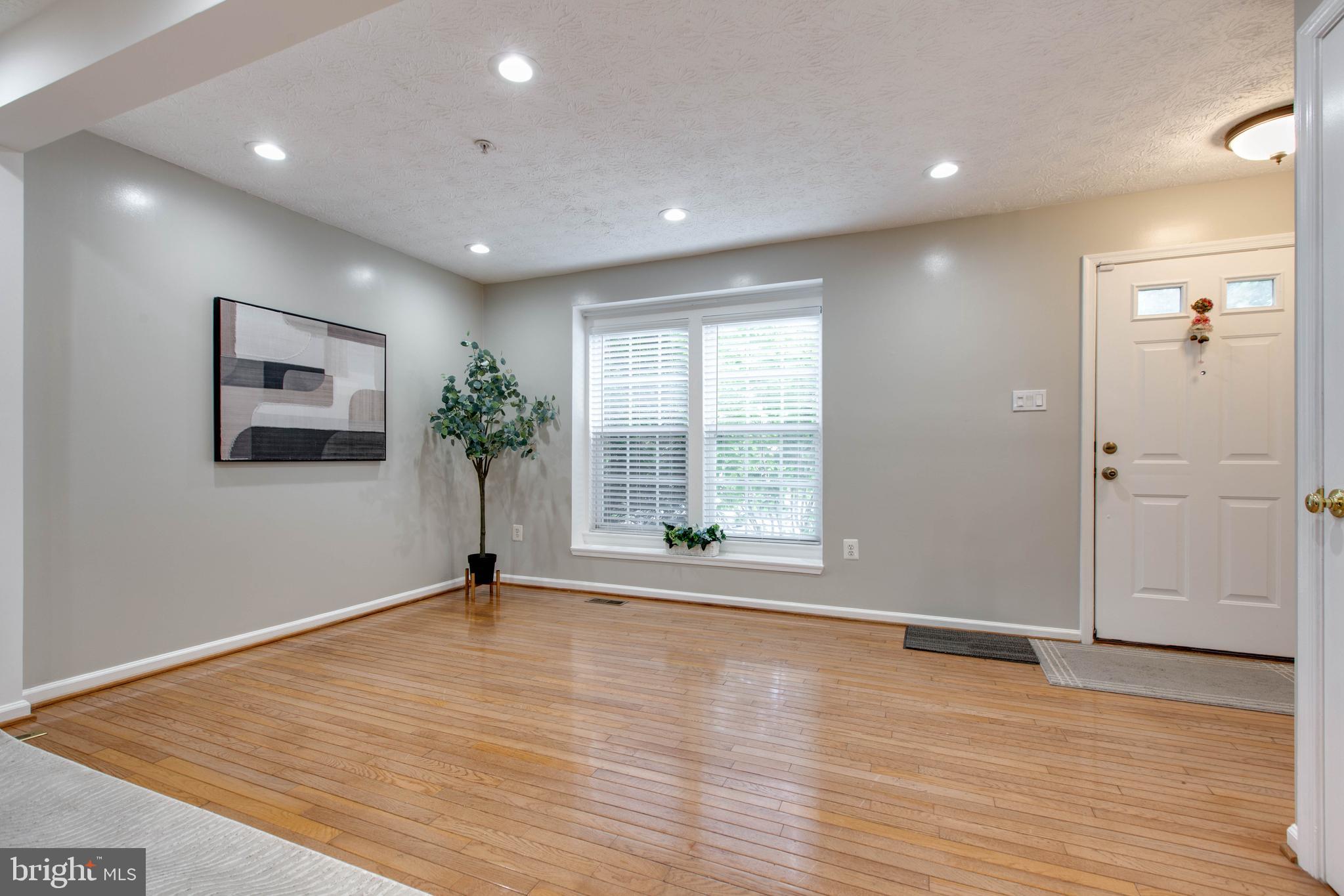 ELLICOTT OVERLOOK - Residential