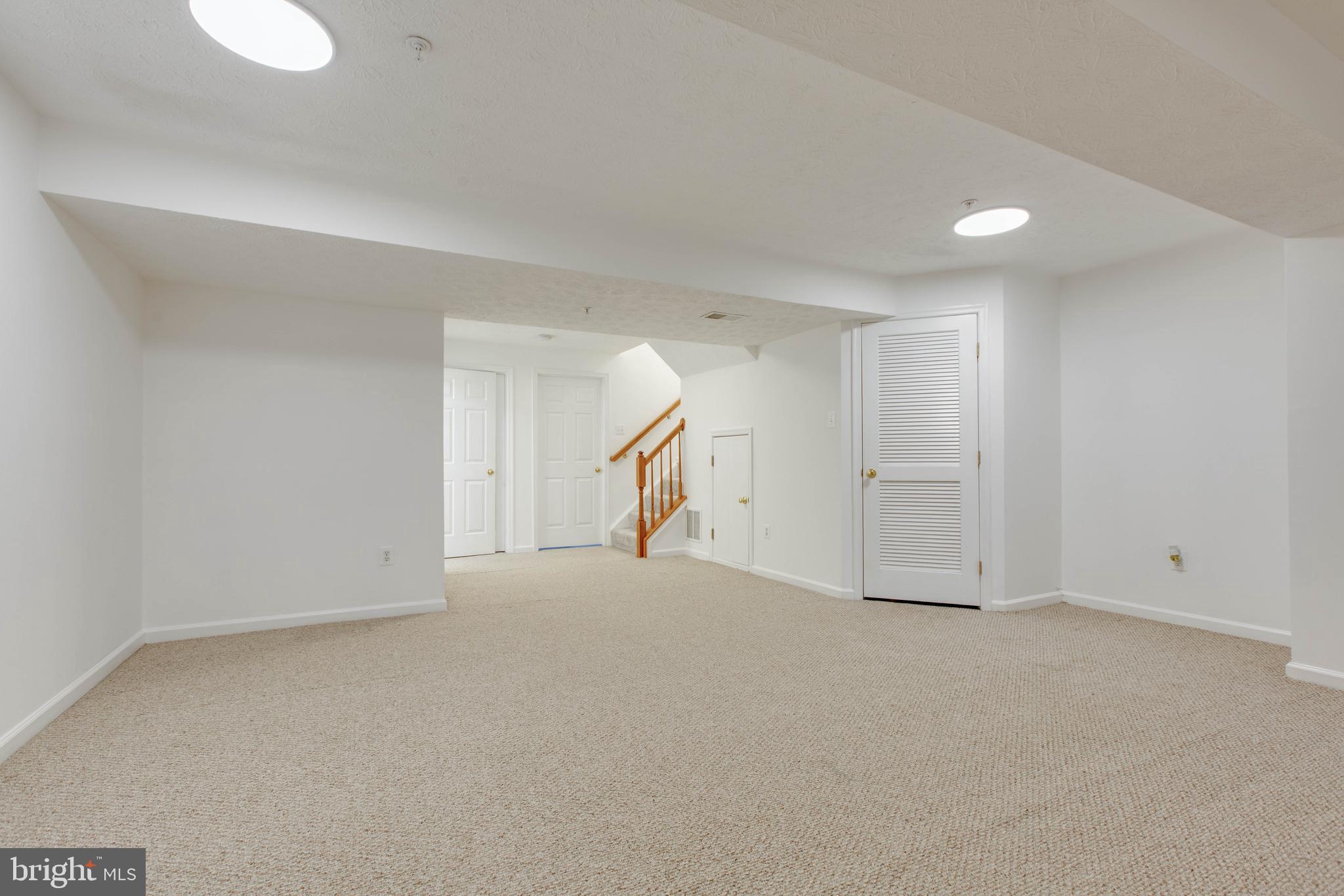 ELLICOTT OVERLOOK - Residential