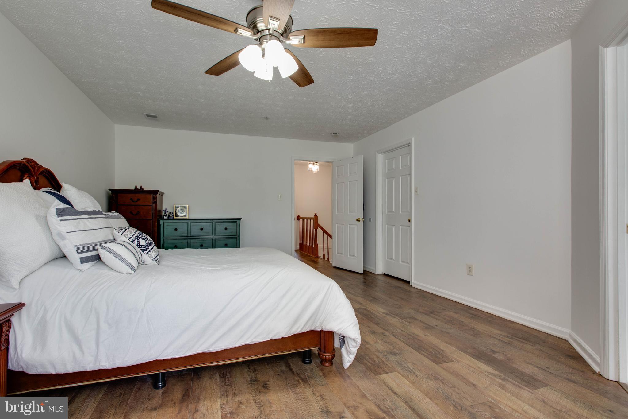 ELLICOTT OVERLOOK - Residential
