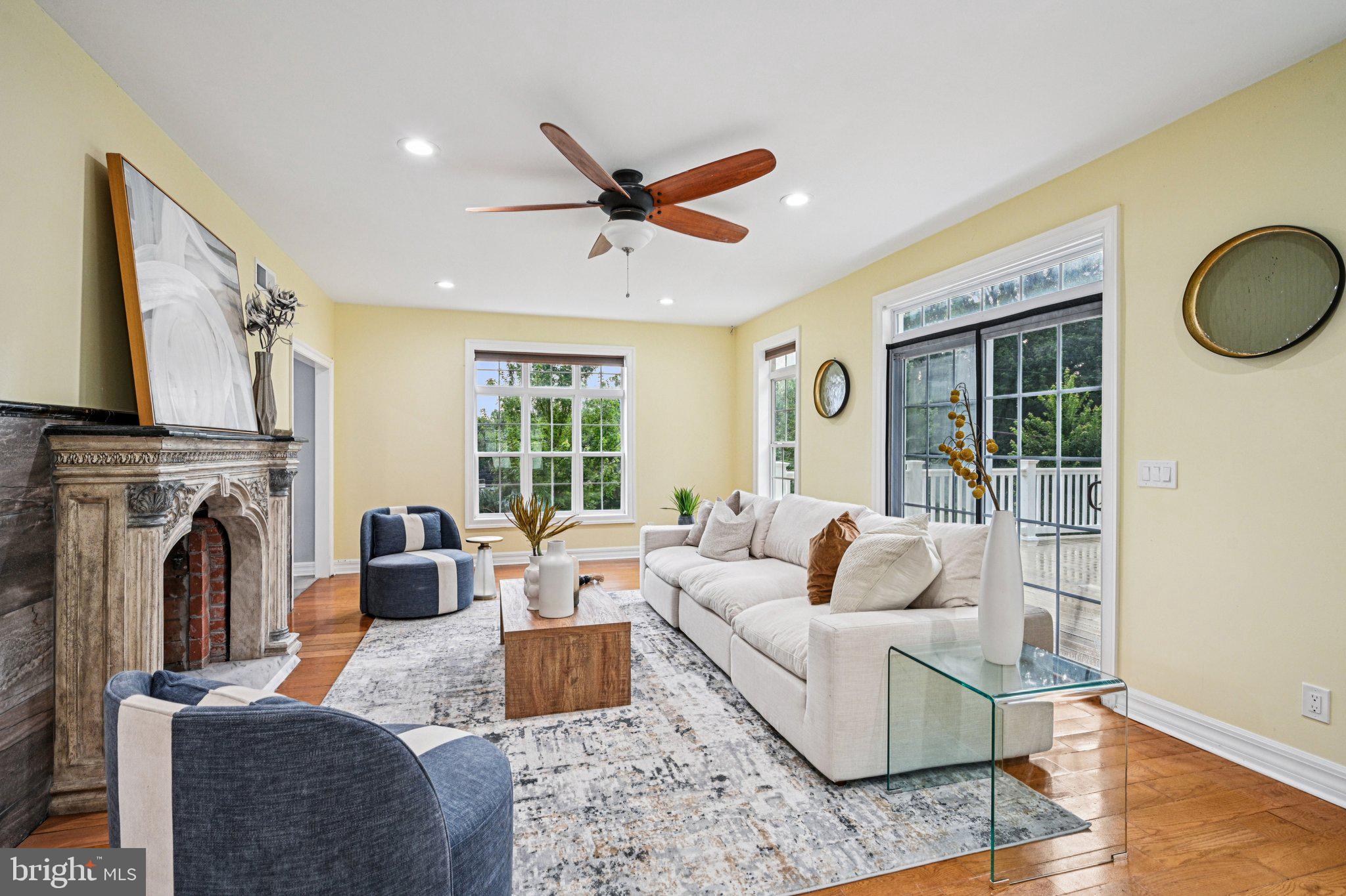 BRYN MAWR - Residential