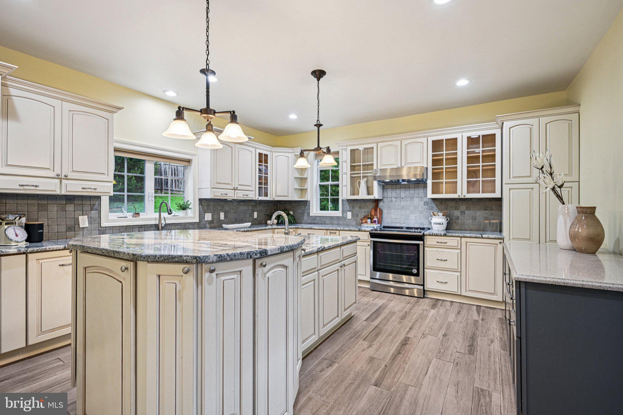 BRYN MAWR - Residential