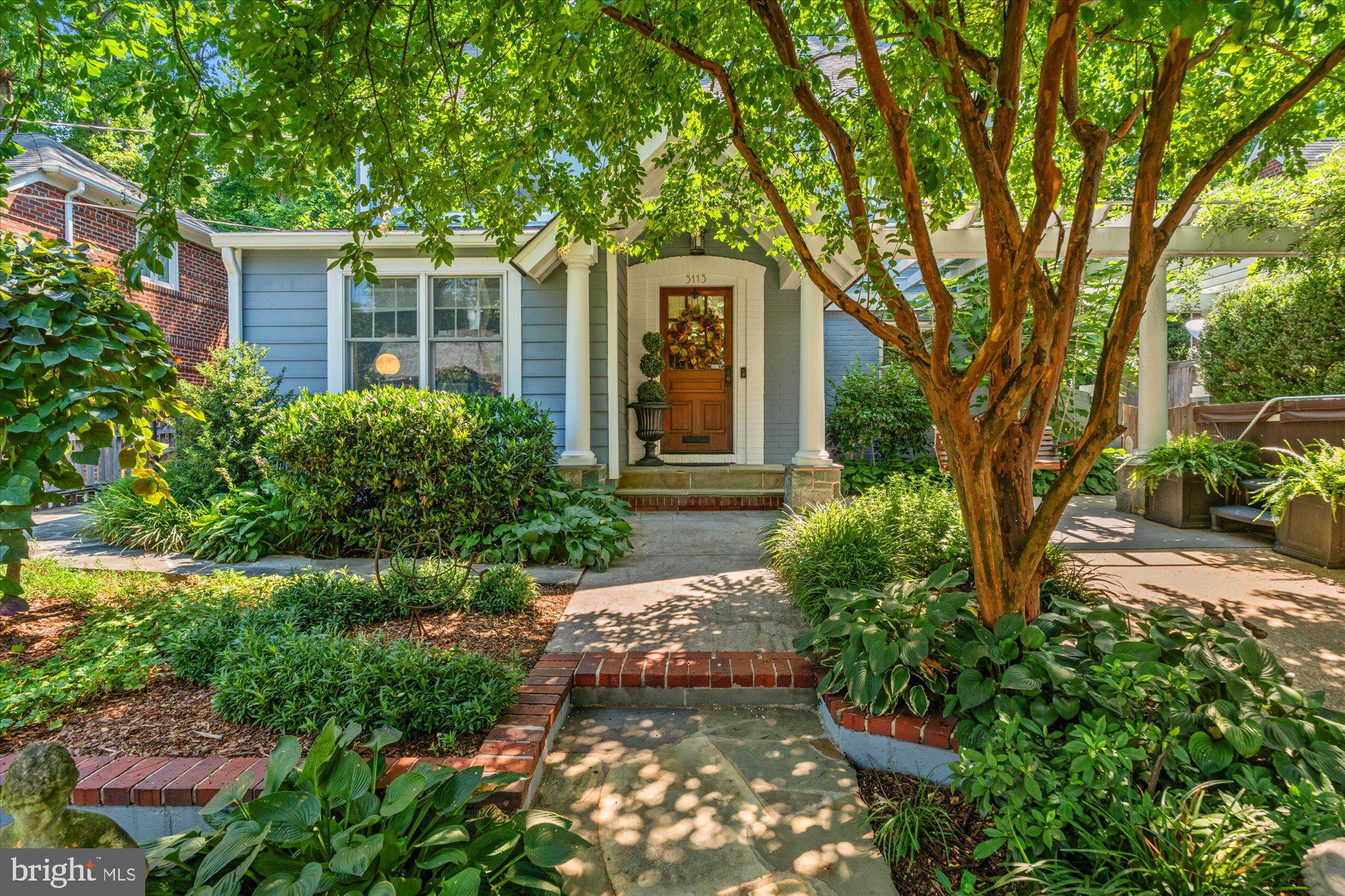 MOUNT IDA - Residential