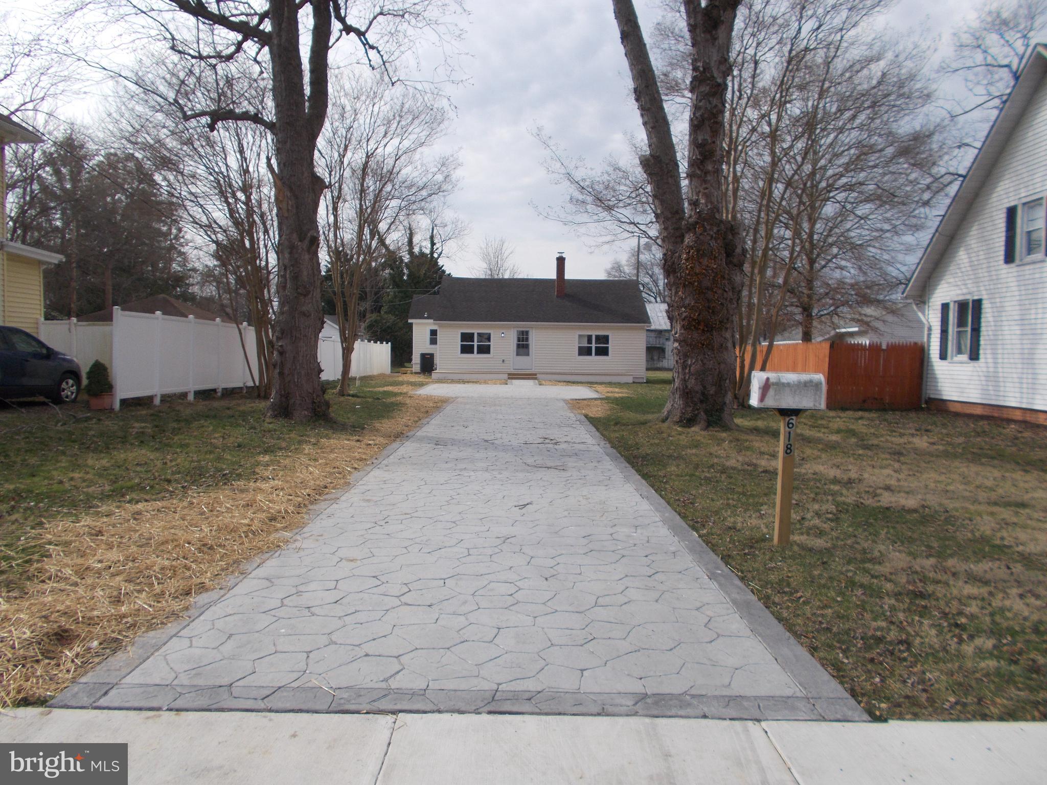 EASTON - Residential