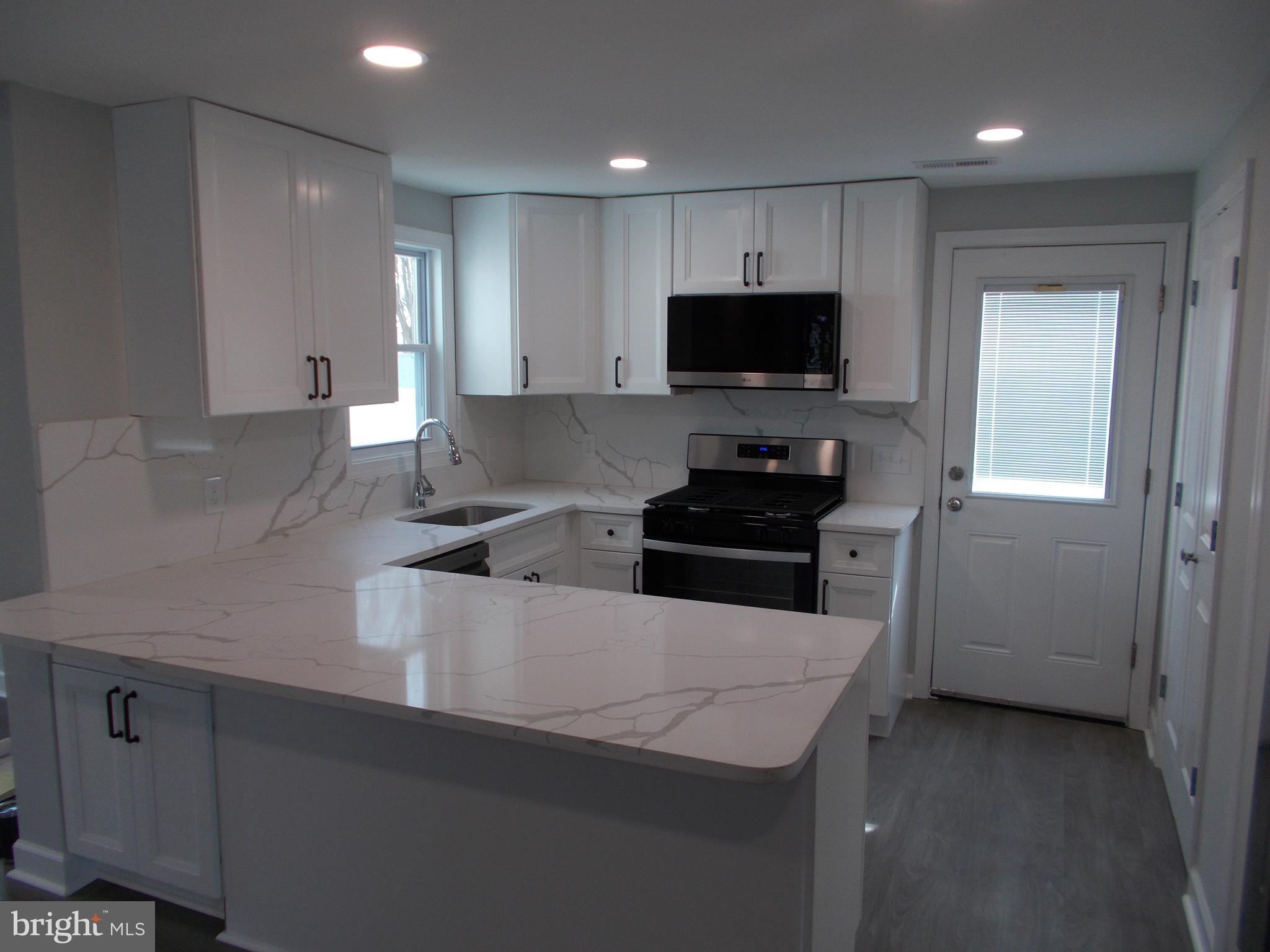 EASTON - Residential