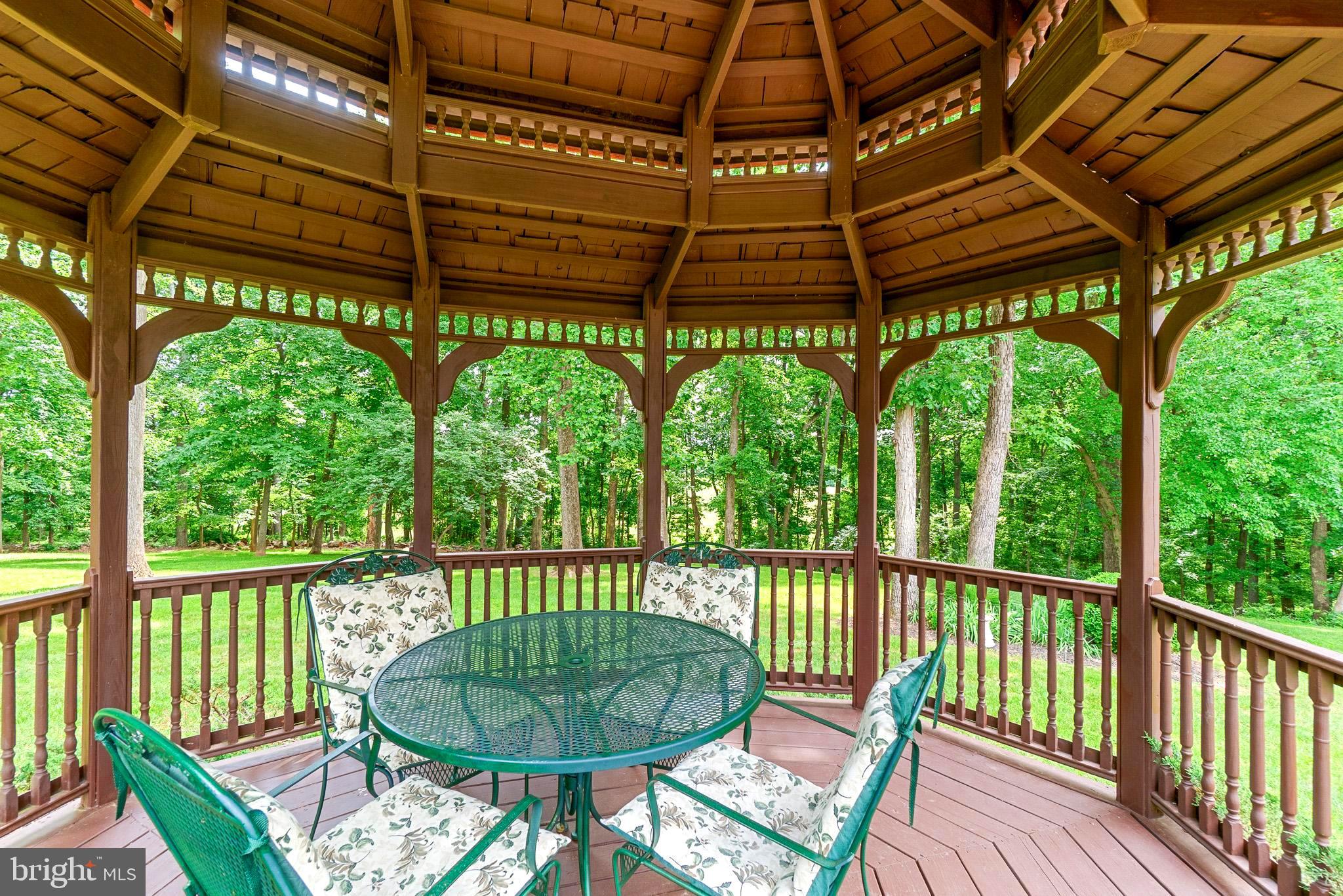 GRANBY WOODS - Residential