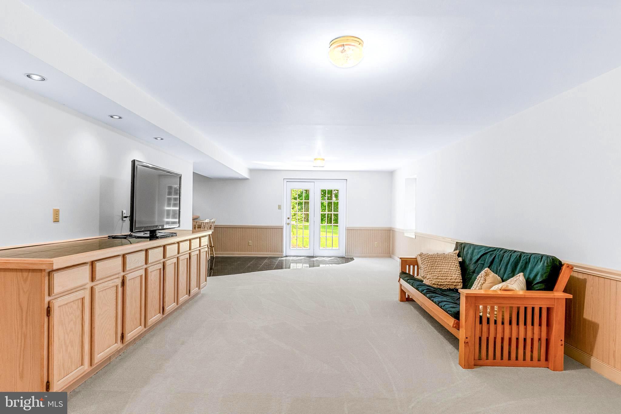 GRANBY WOODS - Residential