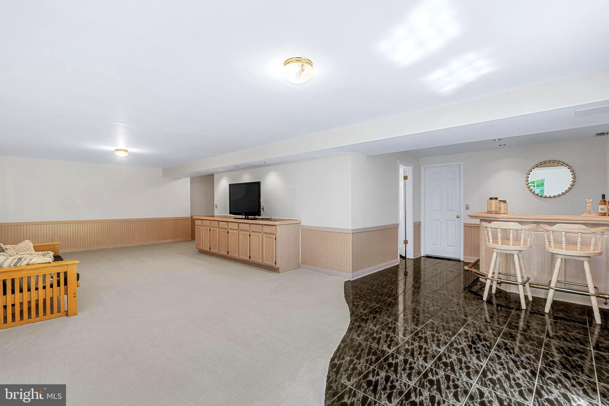 GRANBY WOODS - Residential