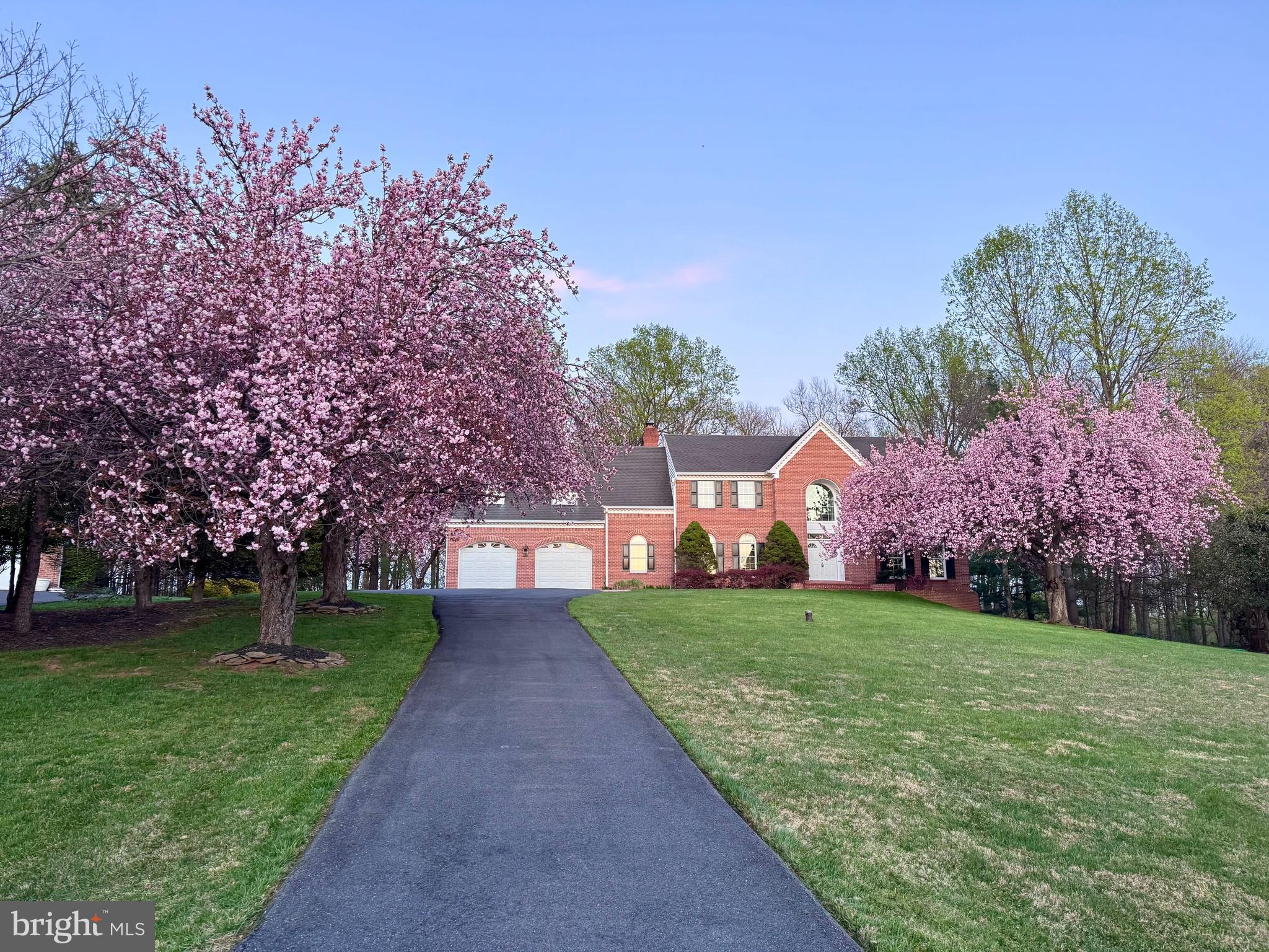 GRANBY WOODS - Residential