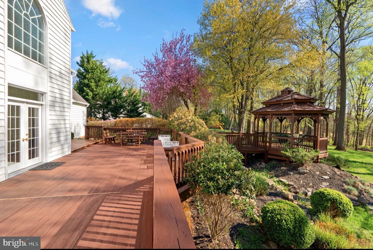 GRANBY WOODS - Residential