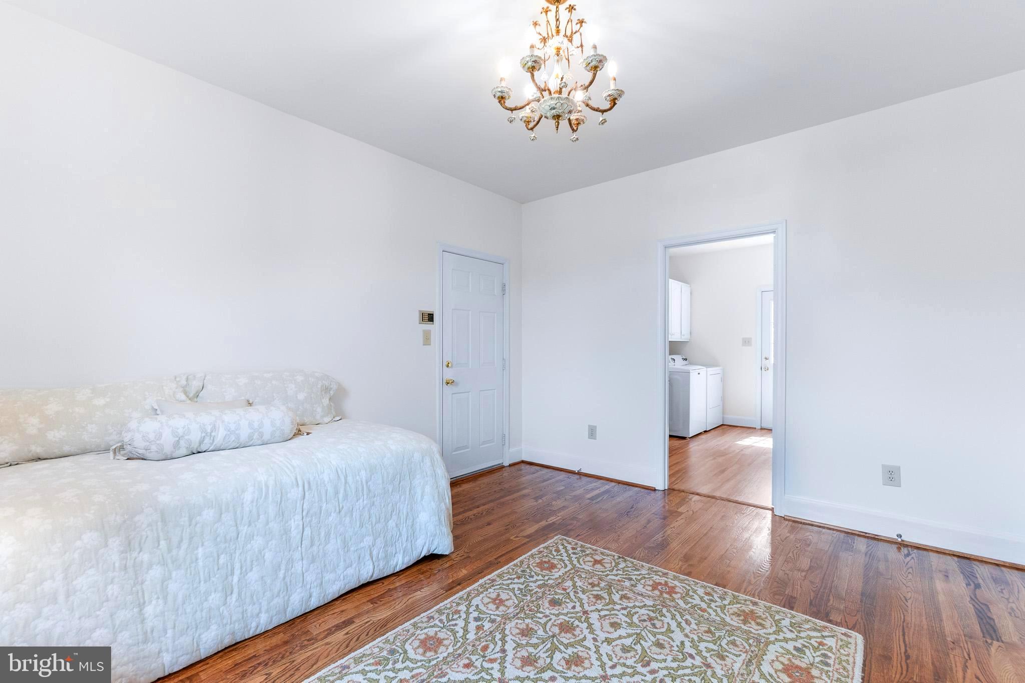 GRANBY WOODS - Residential