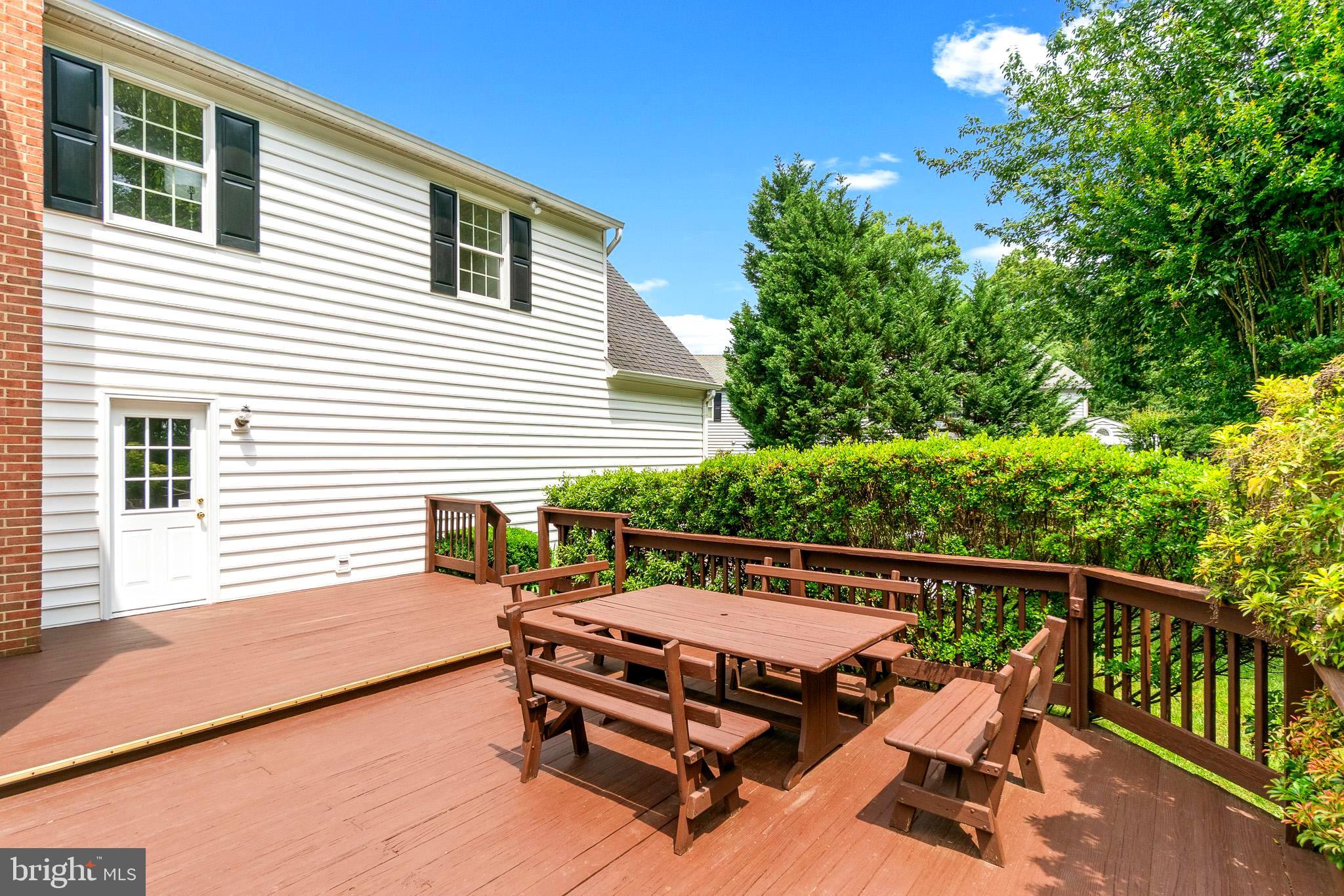 GRANBY WOODS - Residential
