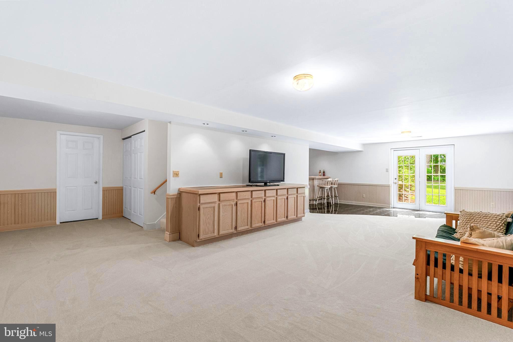 GRANBY WOODS - Residential