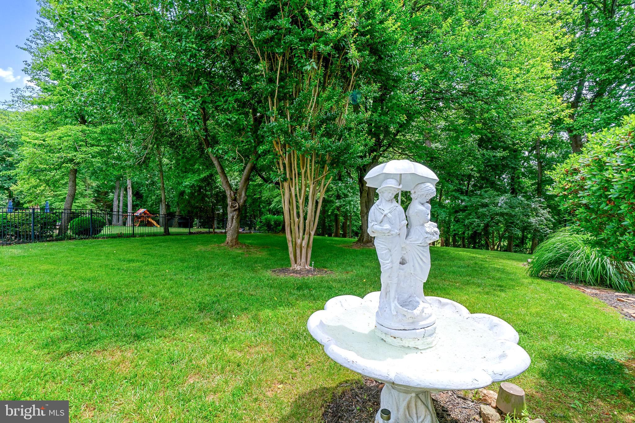 GRANBY WOODS - Residential