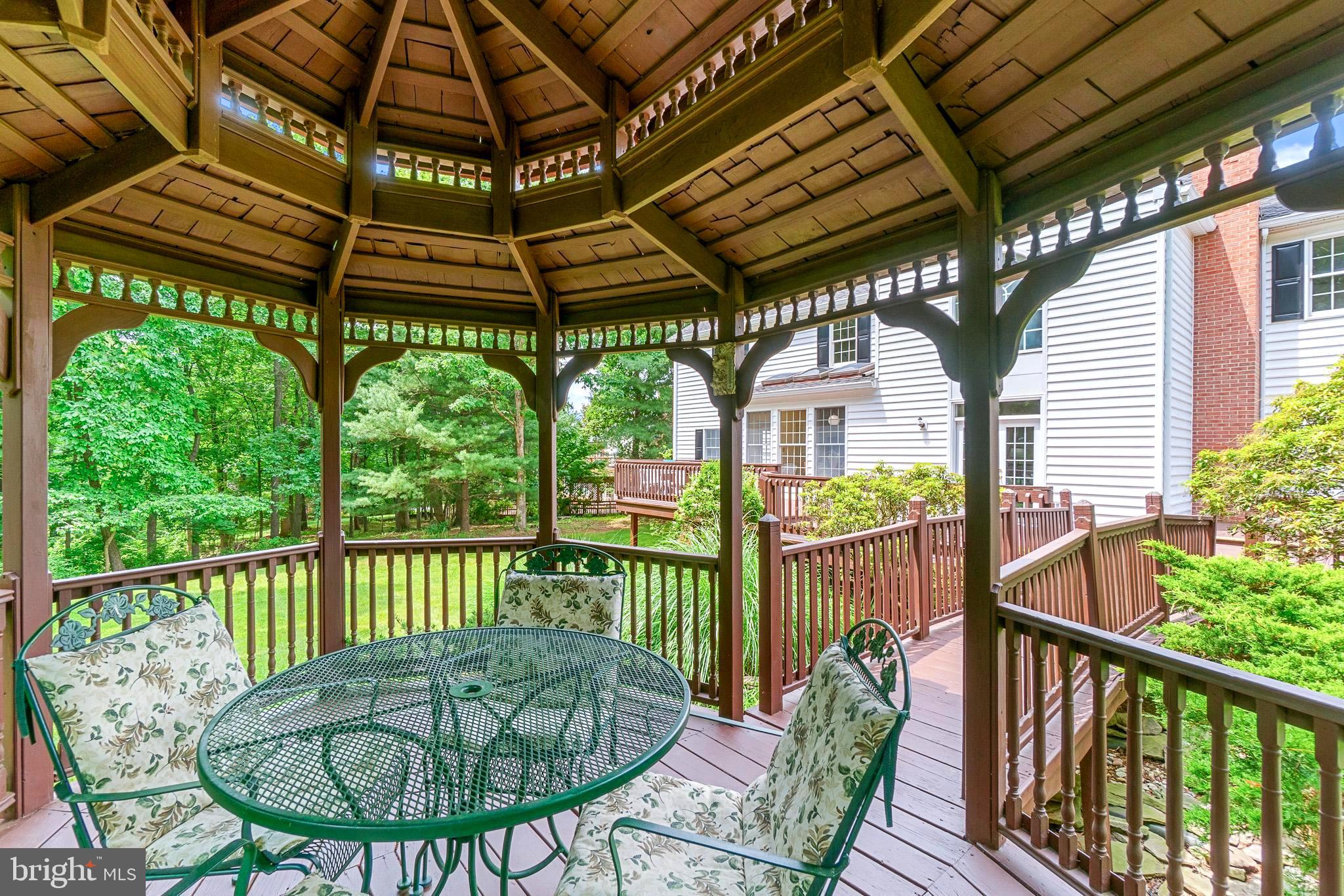 GRANBY WOODS - Residential