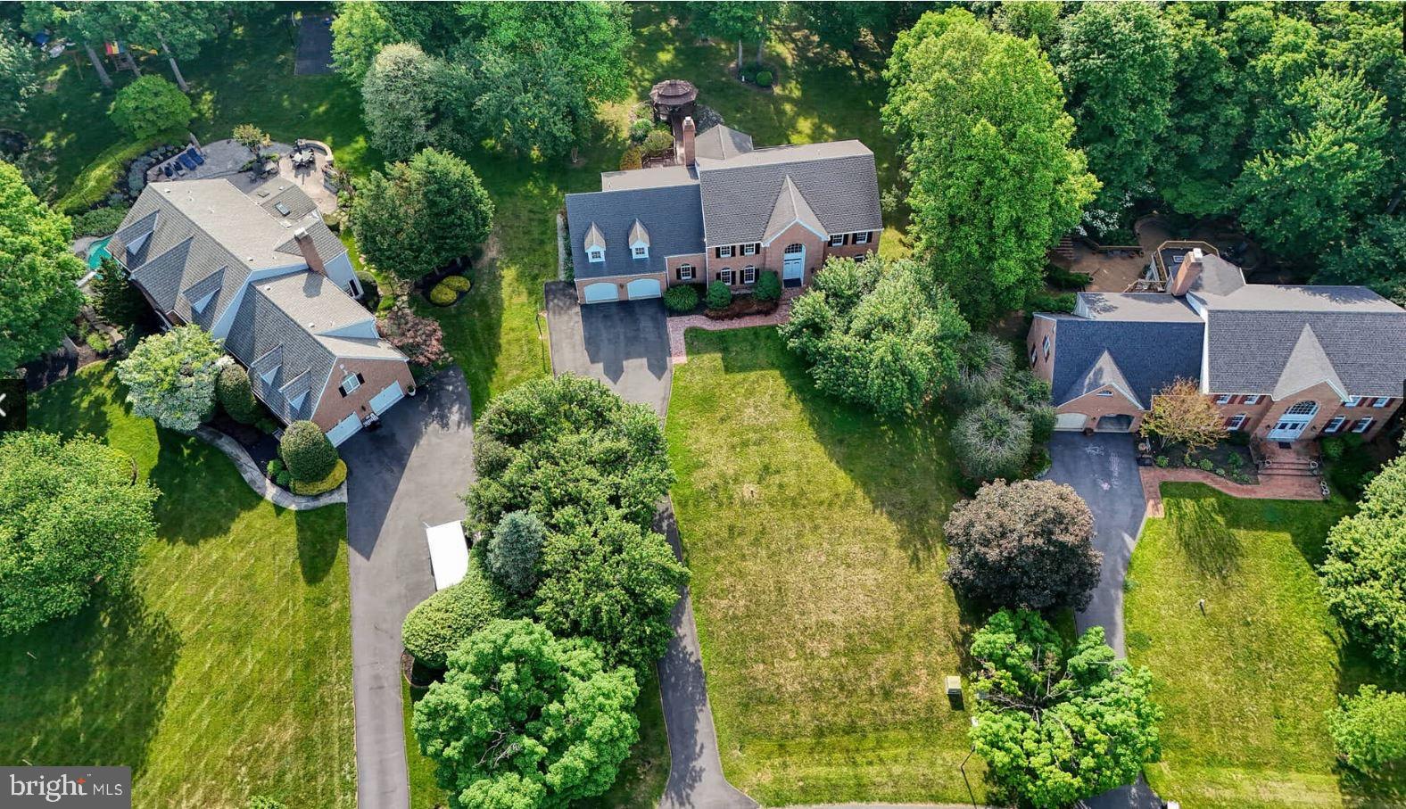 GRANBY WOODS - Residential