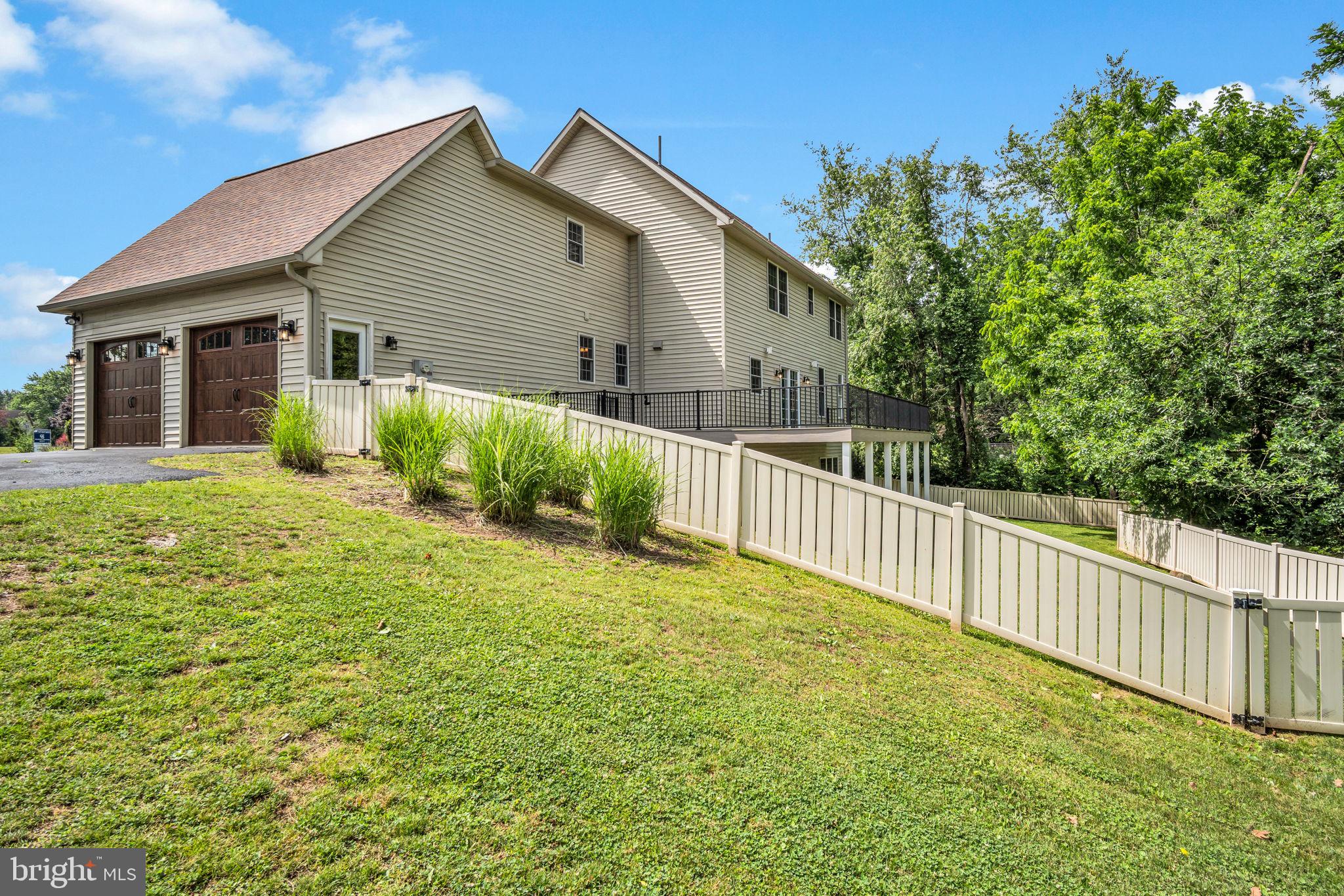 ALLEN ESTATES - Residential