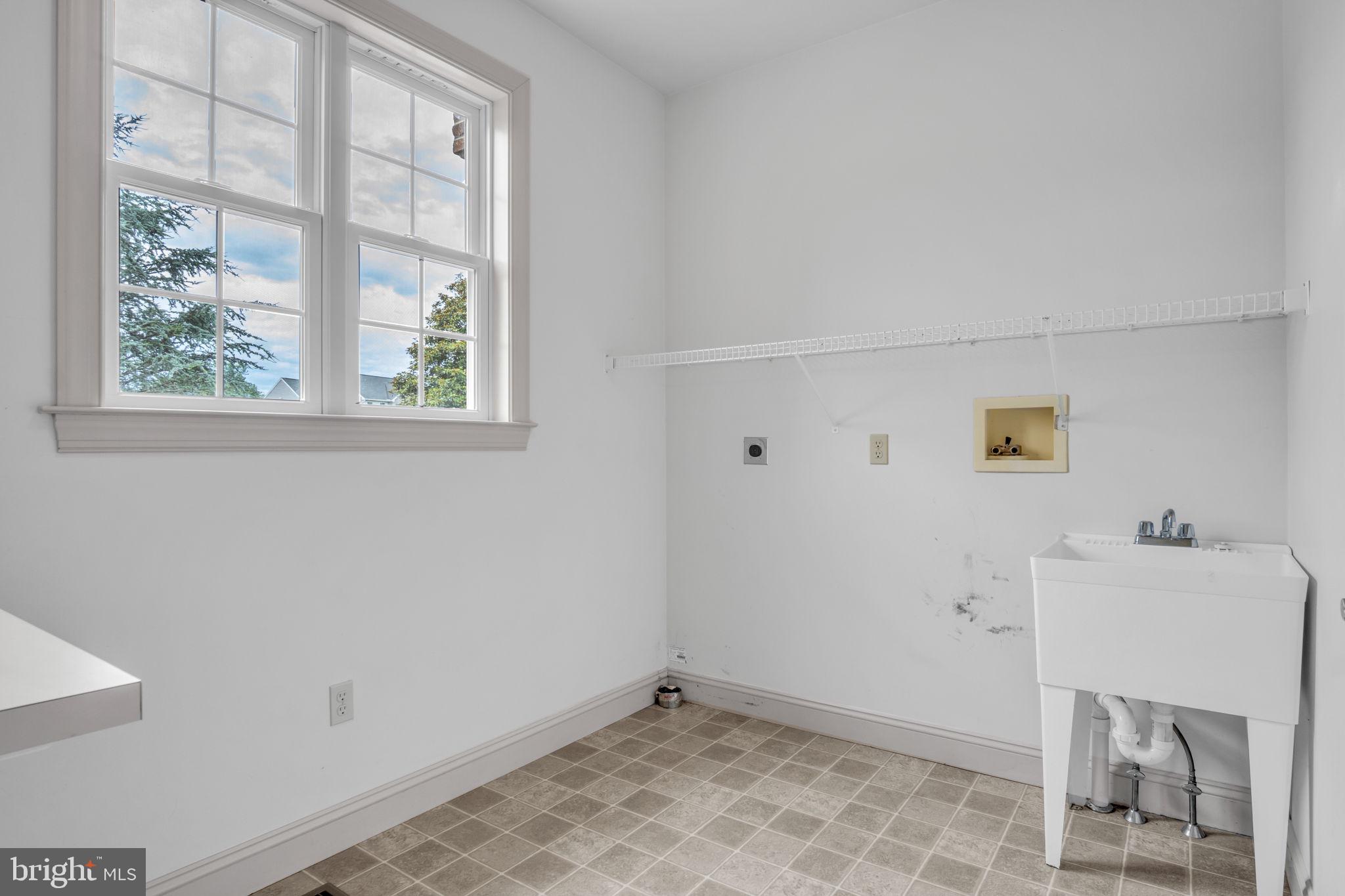 ALLEN ESTATES - Residential