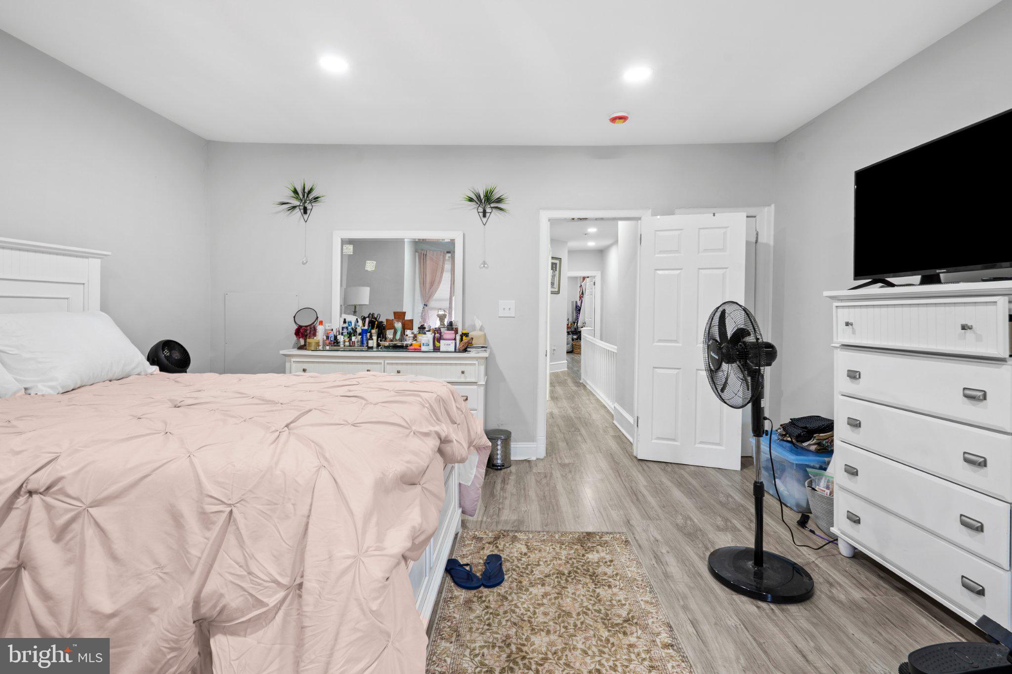 OVERBROOK - Residential