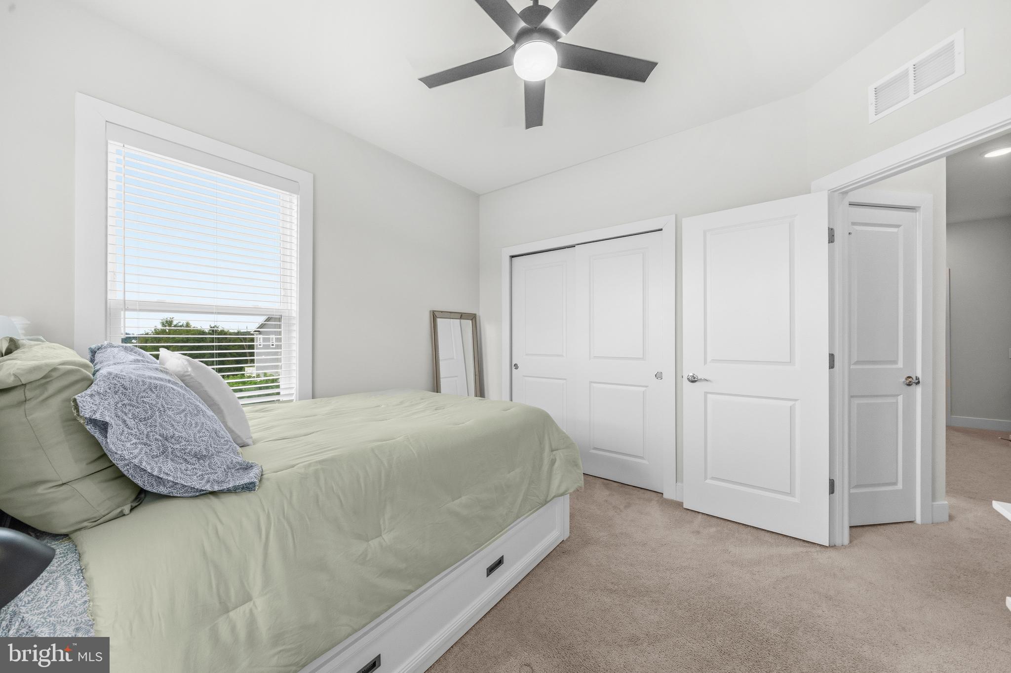 POTOMAC SHORES - Residential