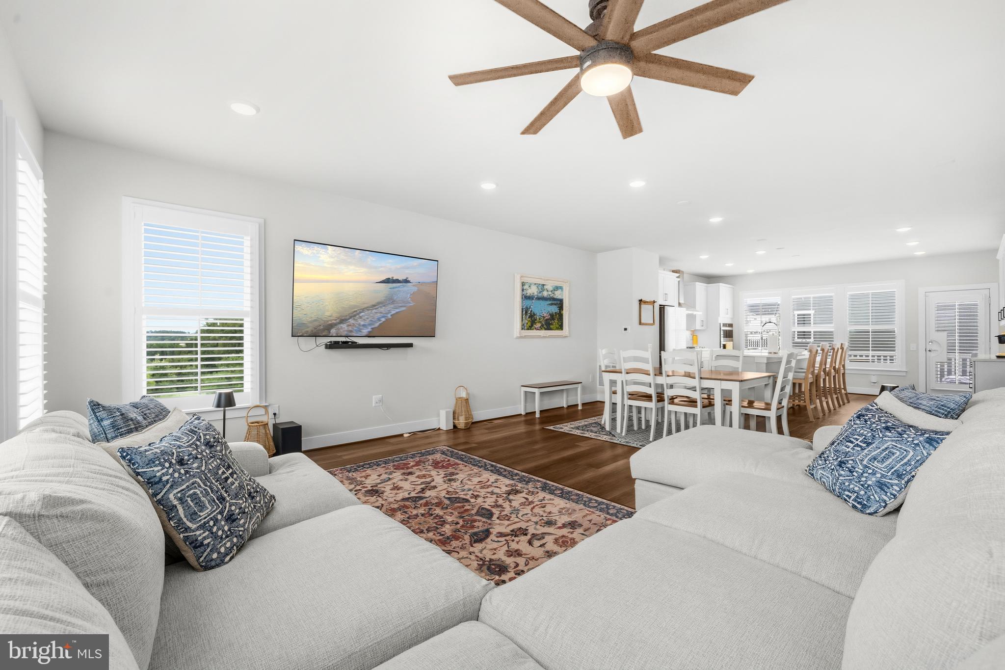 POTOMAC SHORES - Residential